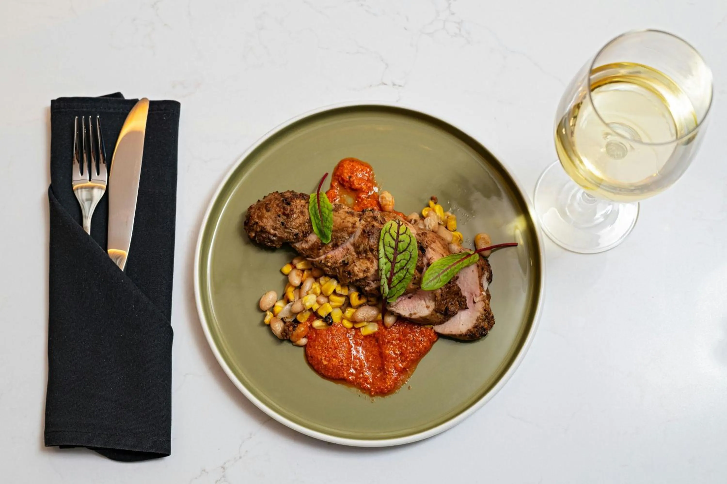 Lounge or bar in AC Hotel by Marriott Phoenix North Norterra