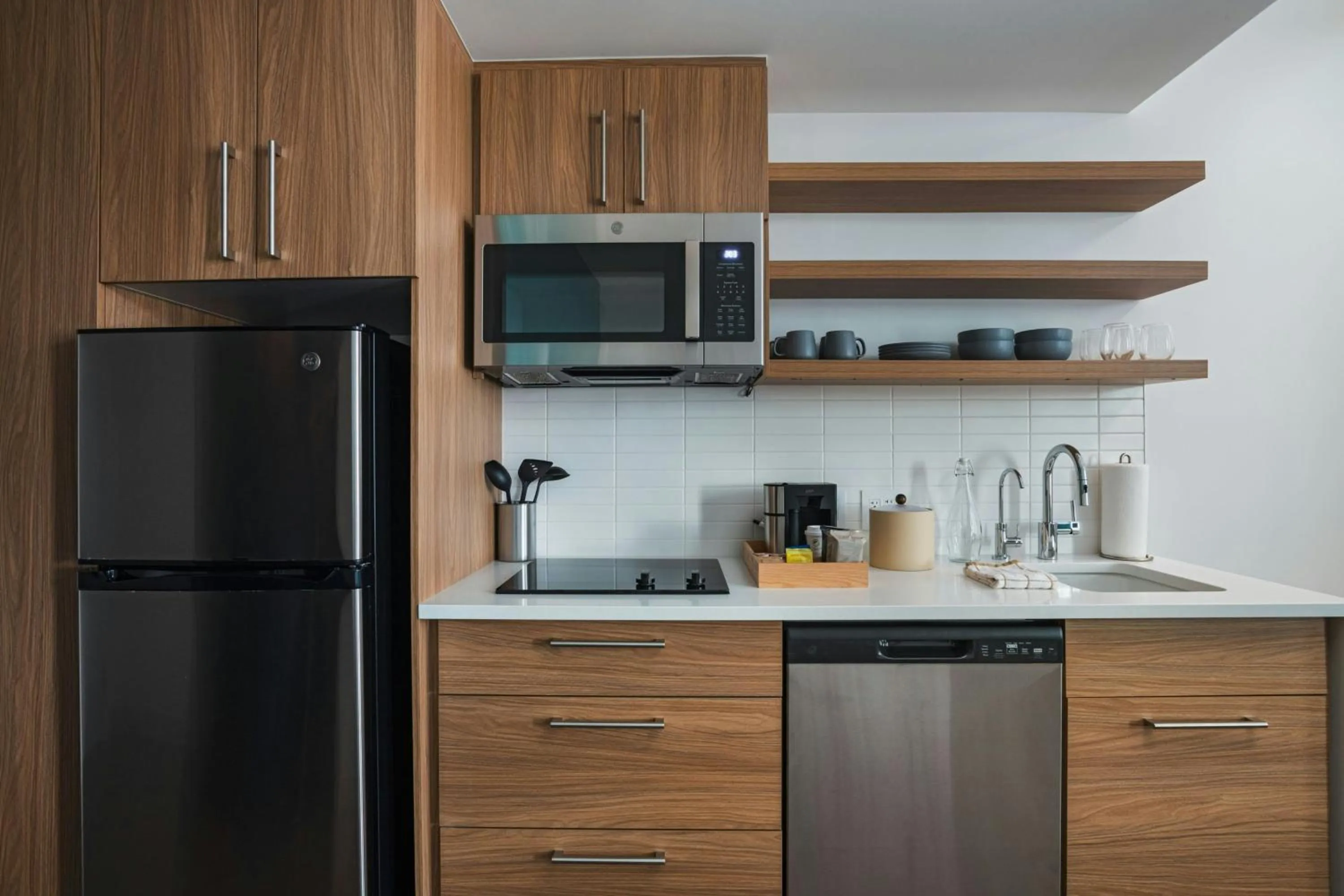 Kitchen or kitchenette in Element by Marriott Phoenix North Norterra