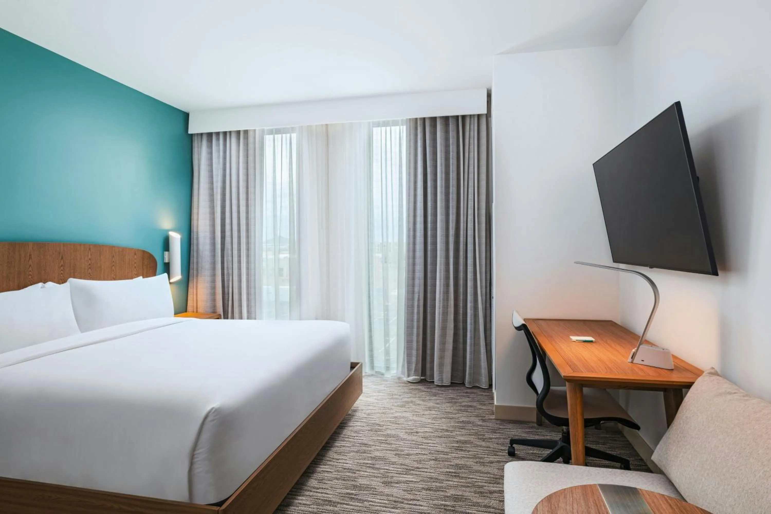 Photo of the whole room, Bed in Element by Marriott Phoenix North Norterra