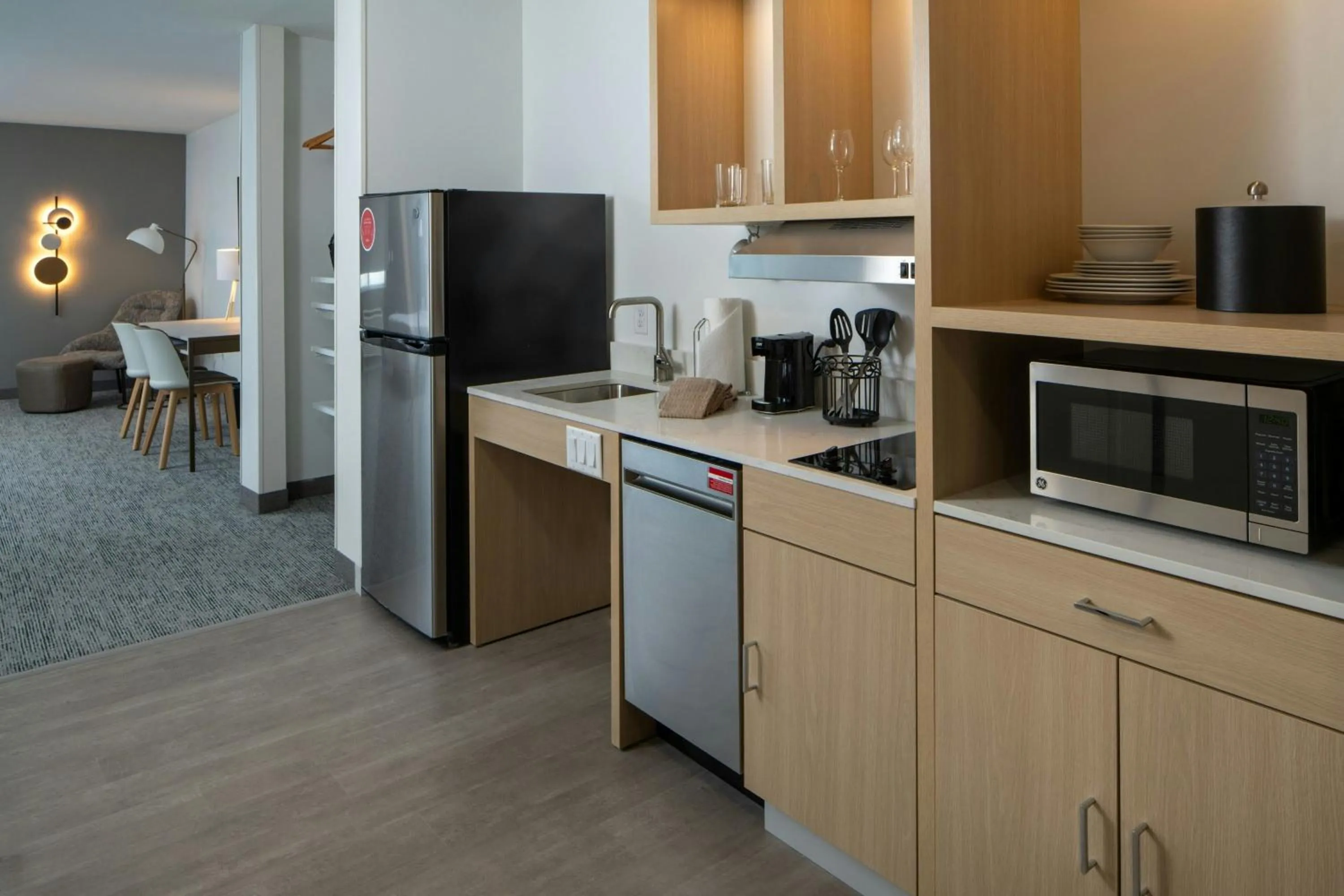 Kitchen or kitchenette in TownePlace Suites Surprise Prasada