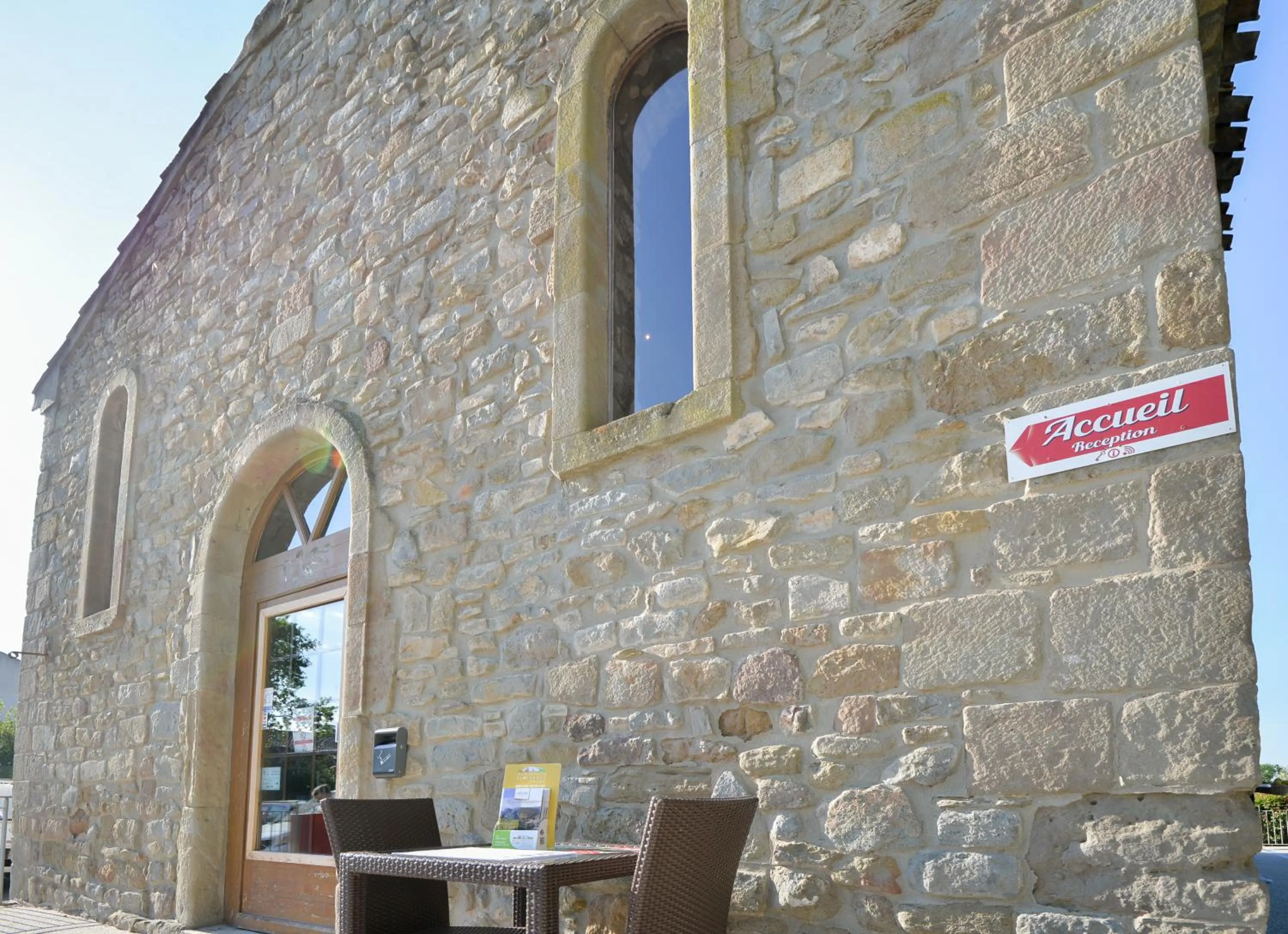 Lobby or reception in La Résidence du Château de Jouarres