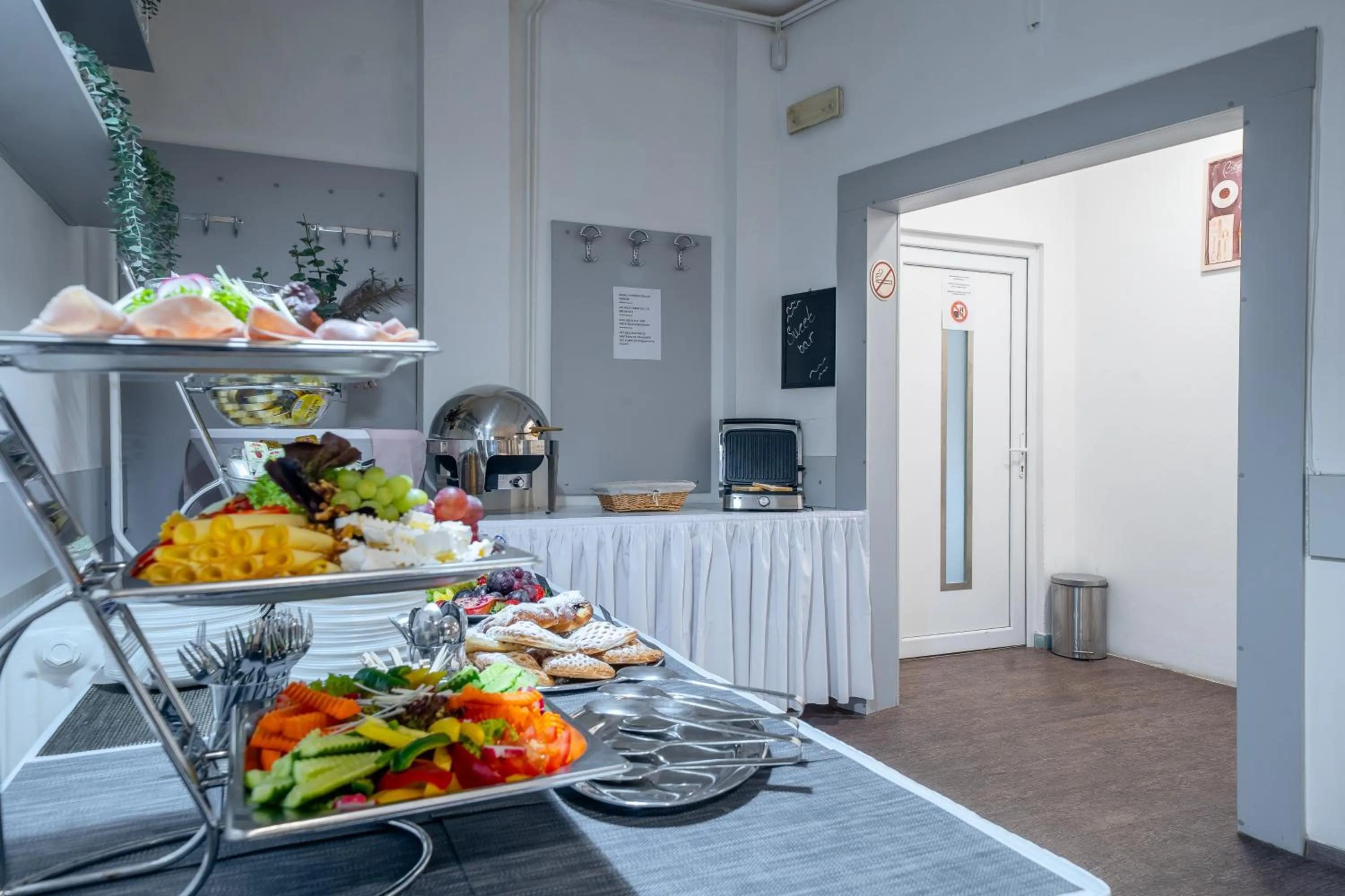 Breakfast in Hotel u Ledu