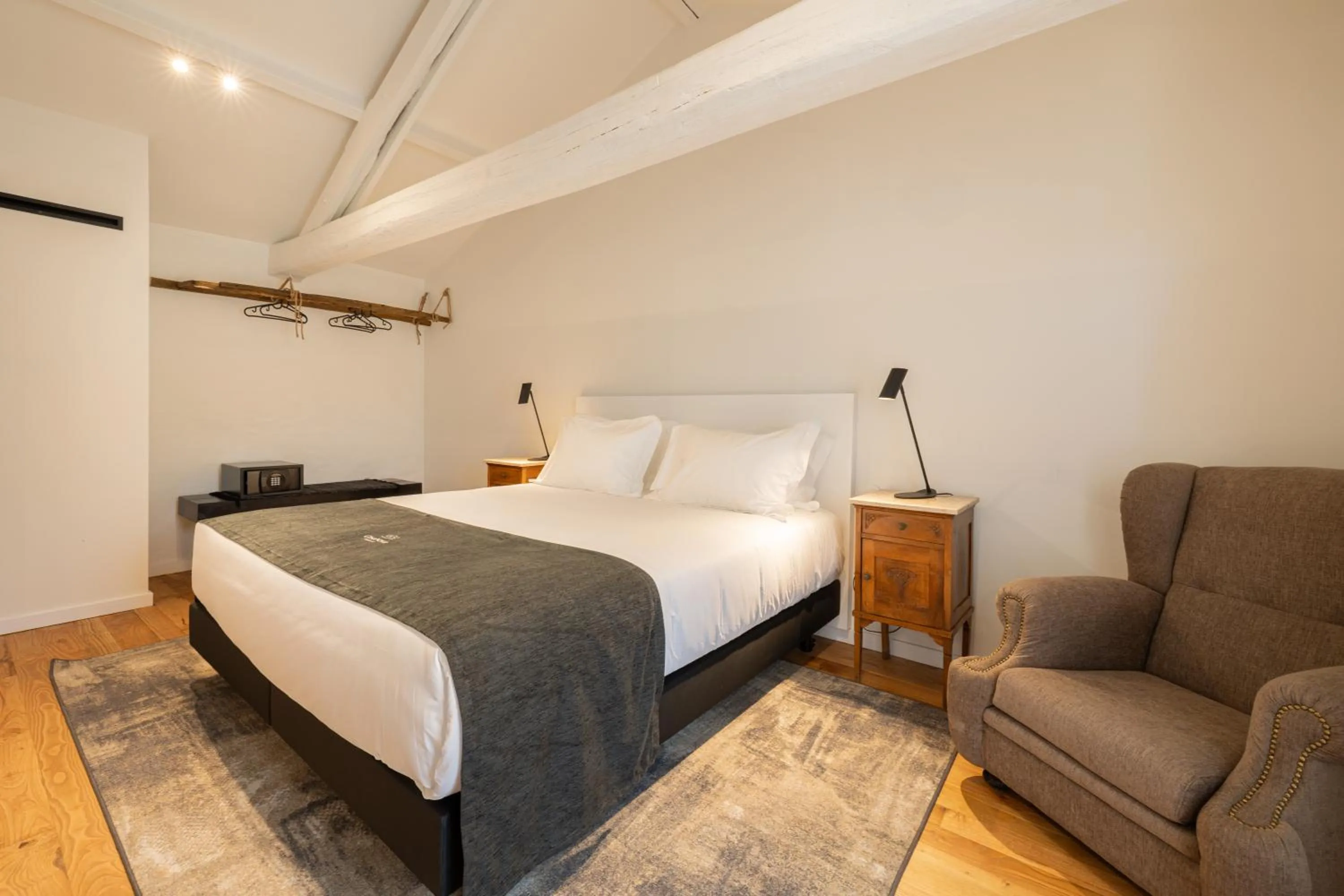 Bed in CasaNova Farmhouse