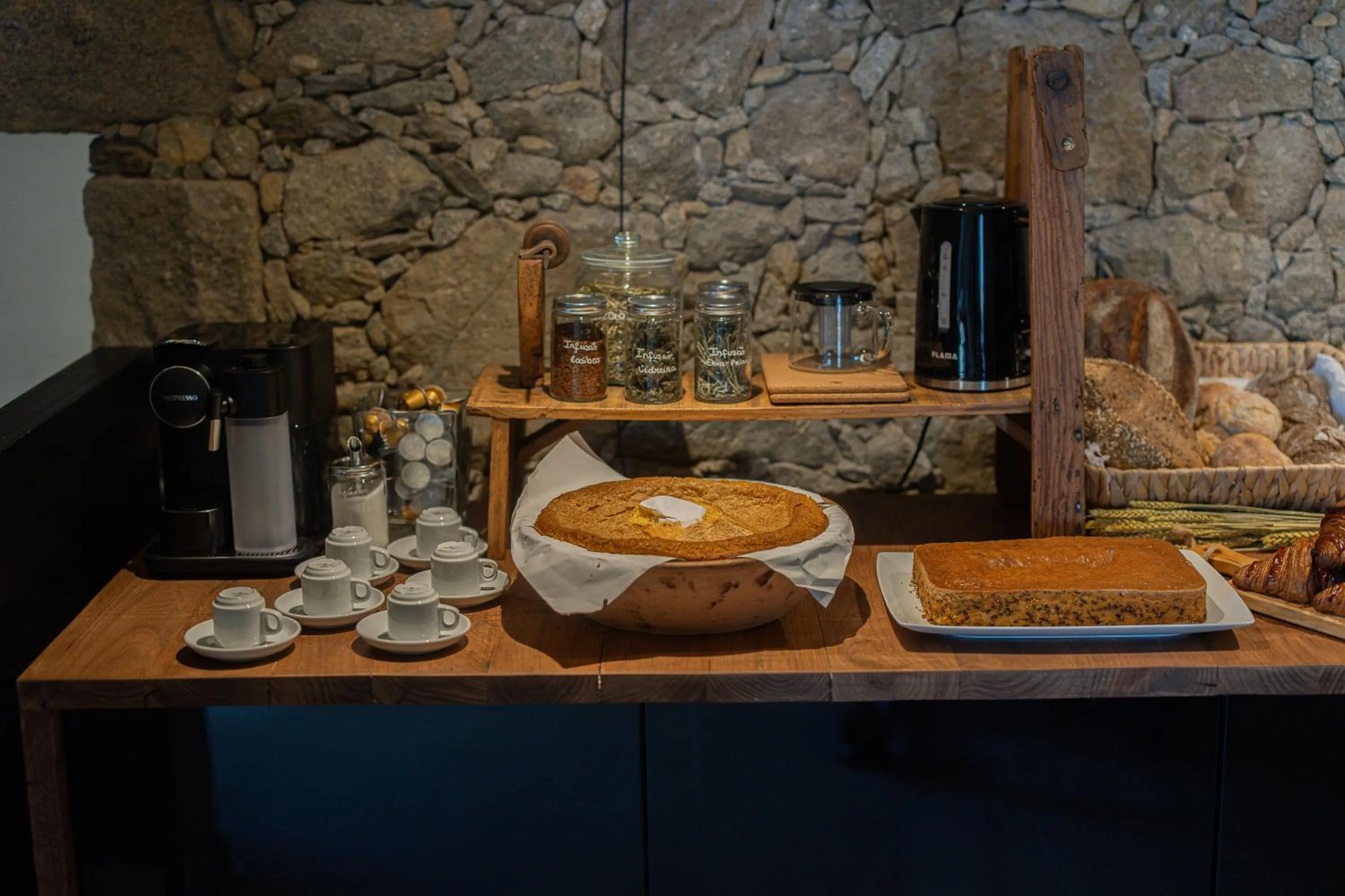 Food in CasaNova Farmhouse