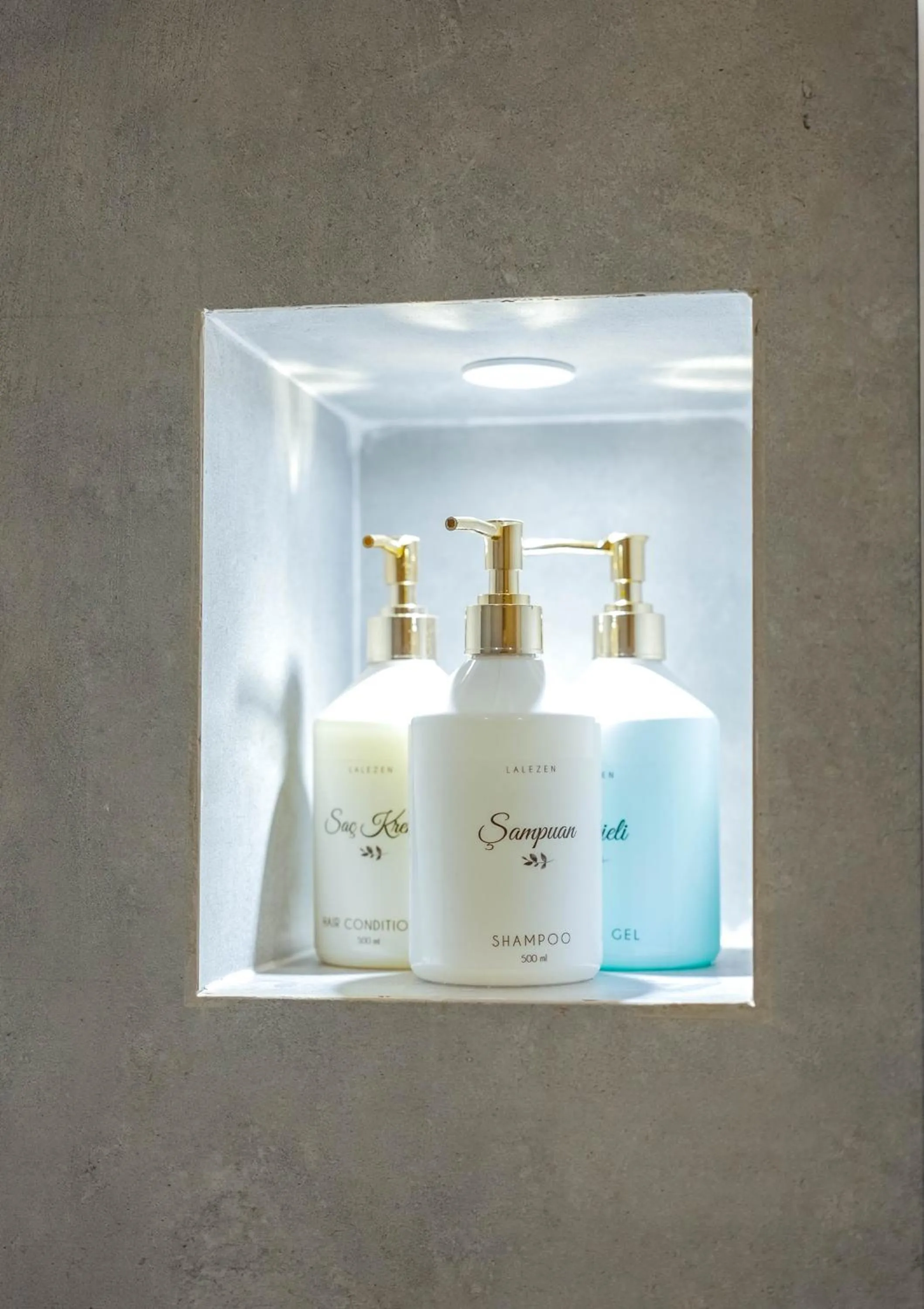 Bathroom in Hotel Club-E