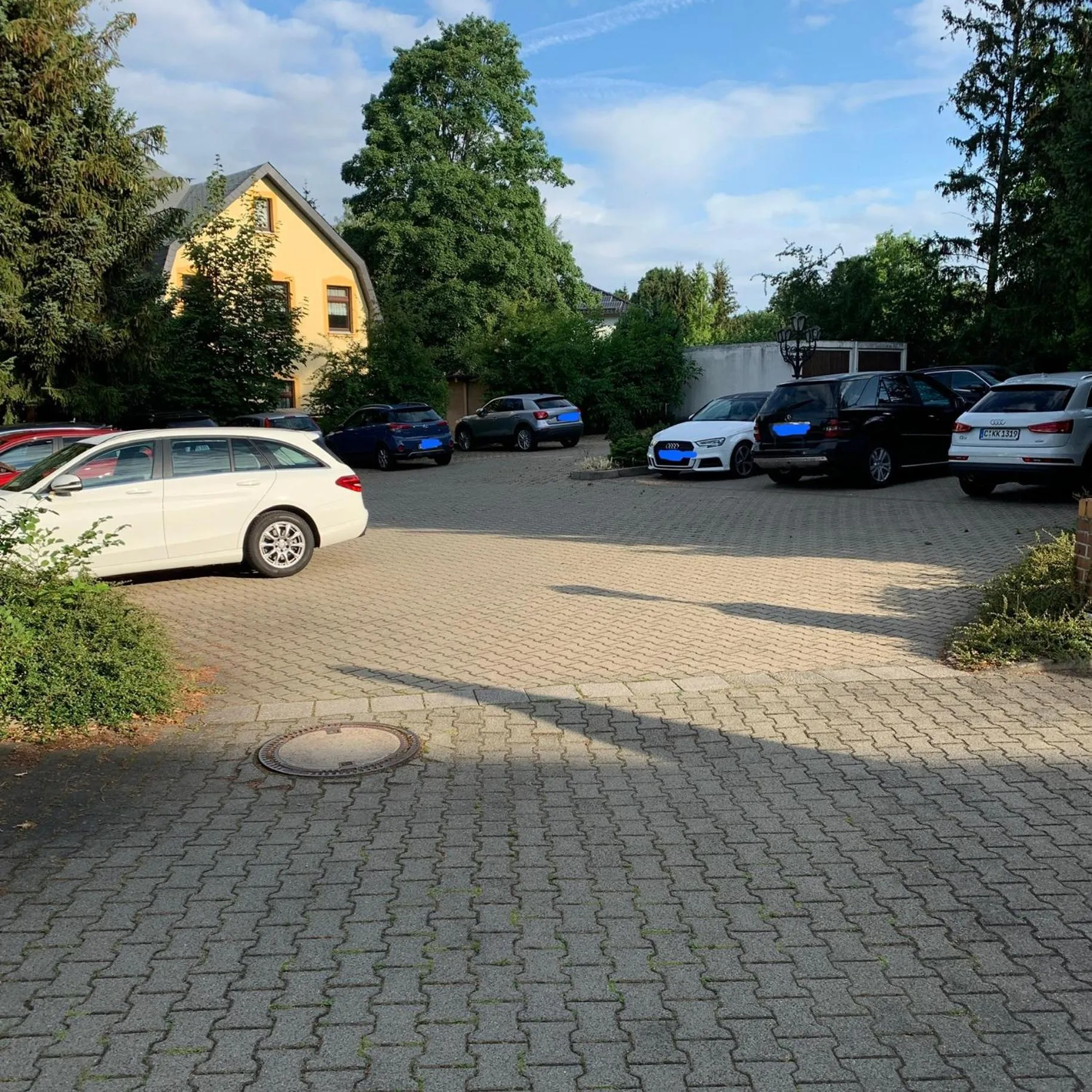 Parking in Hotel Almenrausch