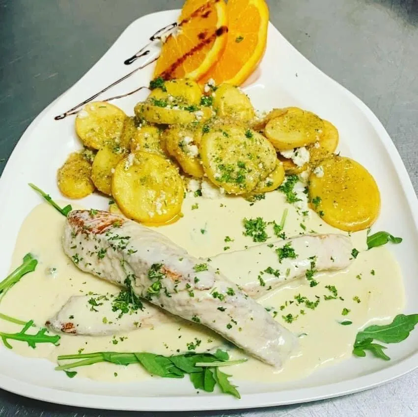 Restaurant/places to eat in Hotel Almenrausch