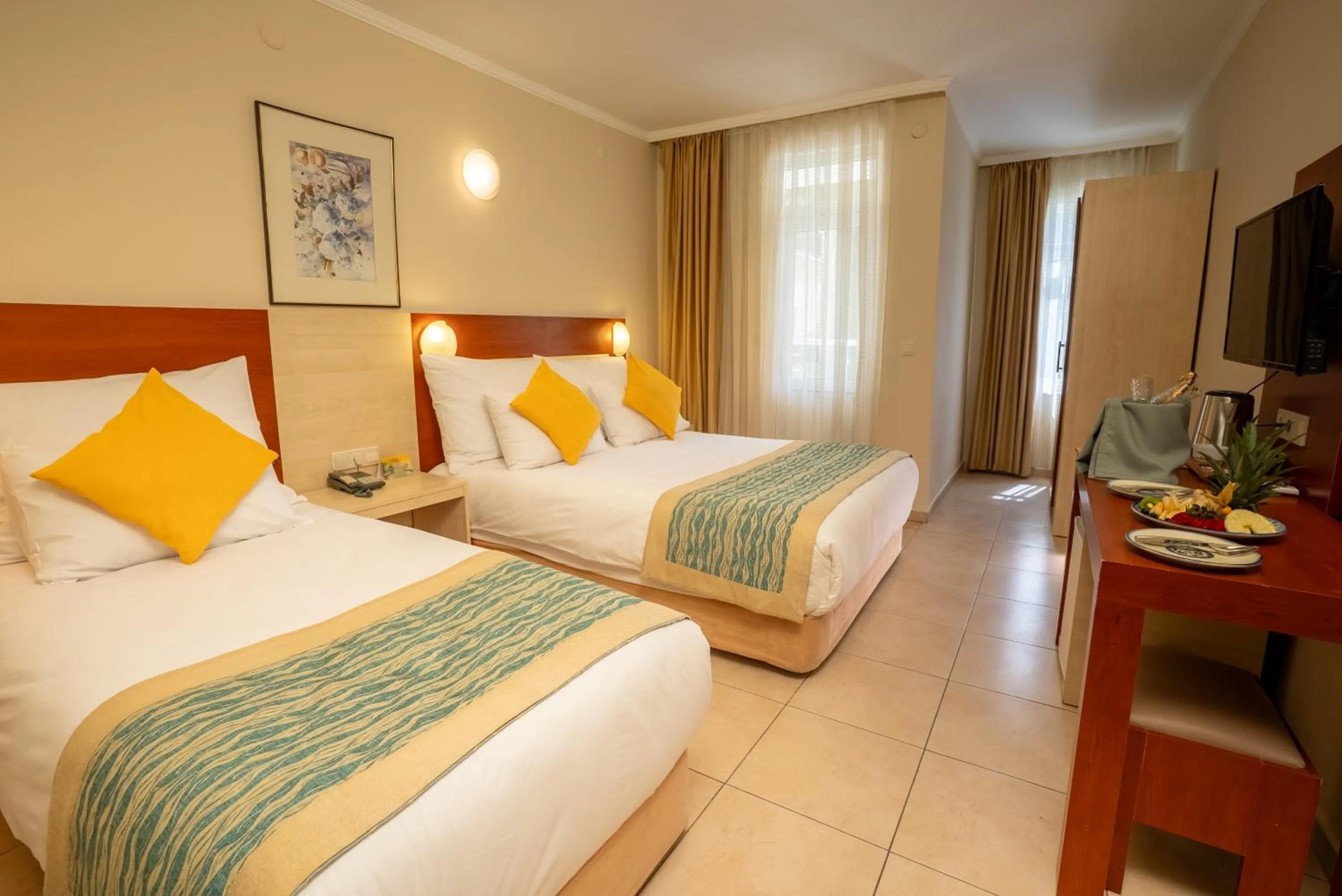 Photo of the whole room, Bed in Cıtrus Plaza Hotel