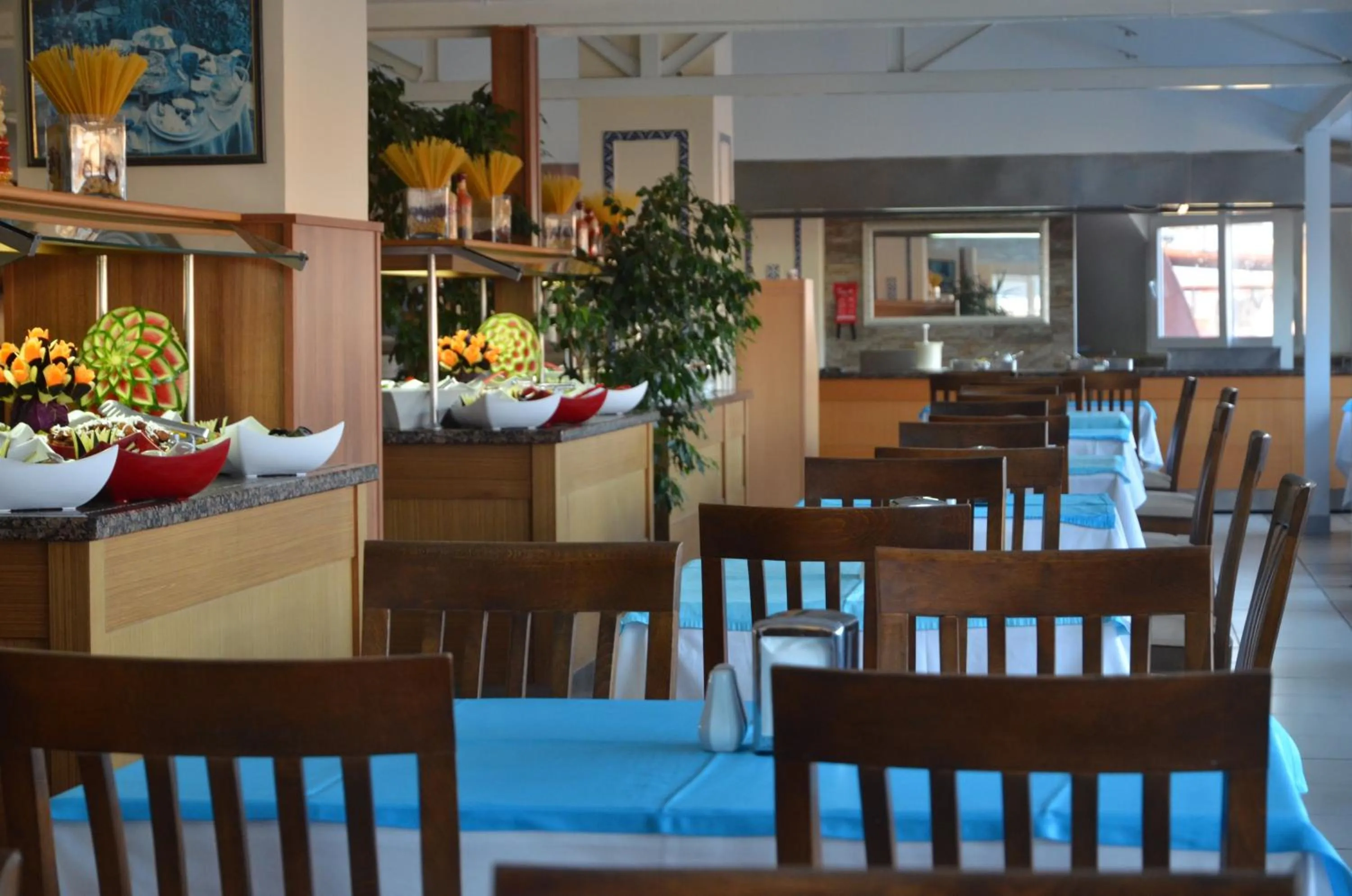 Restaurant/places to eat in Cıtrus Plaza Hotel