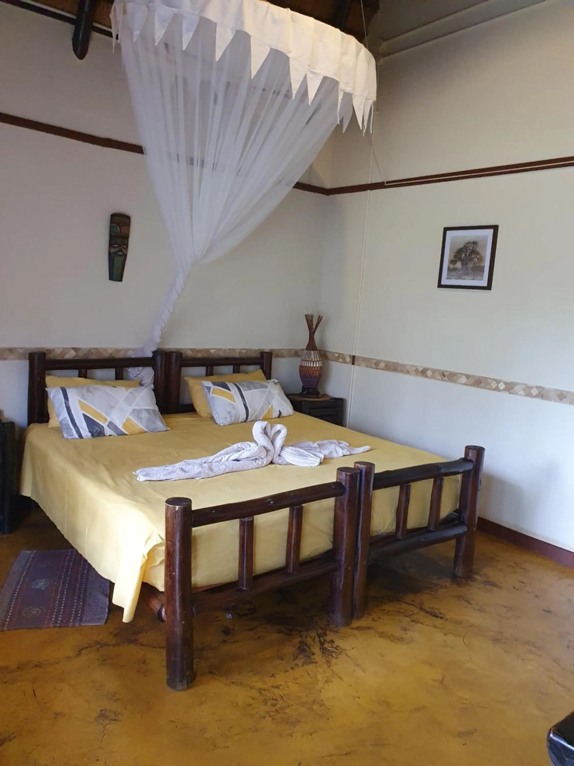 Bed in Thokozani Lodge