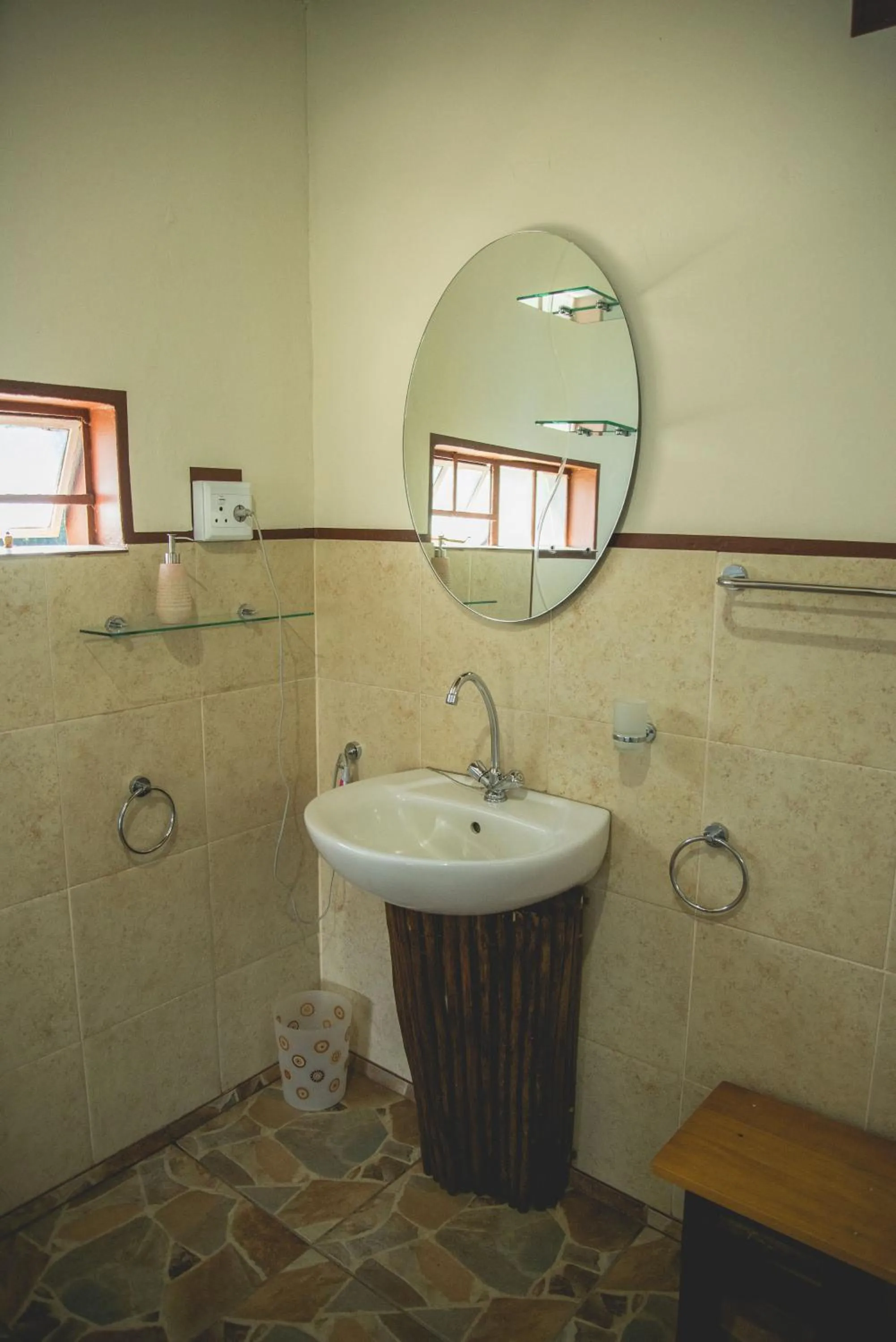 Bathroom in Thokozani Lodge