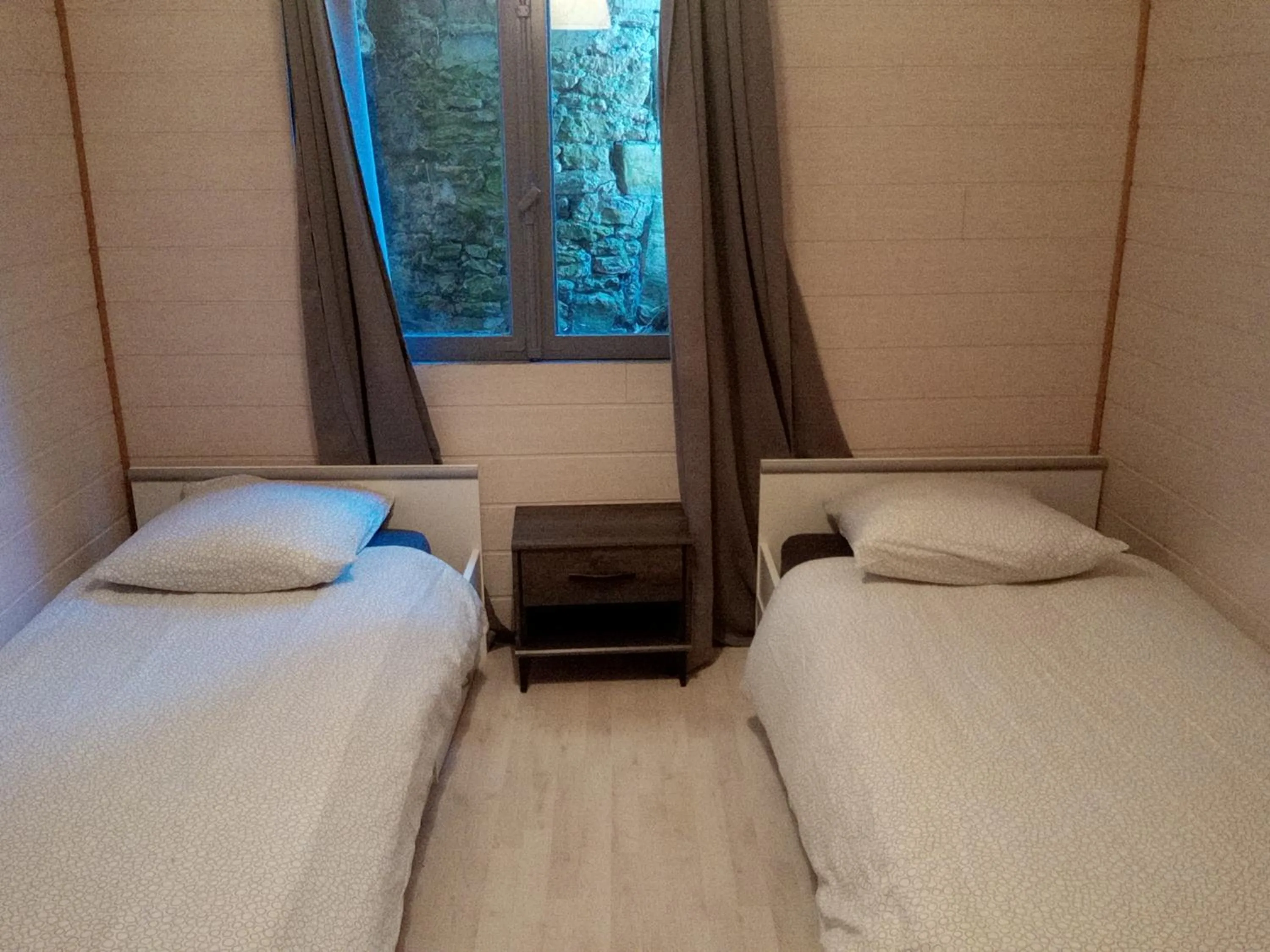 Bed in Plage du Débarquement