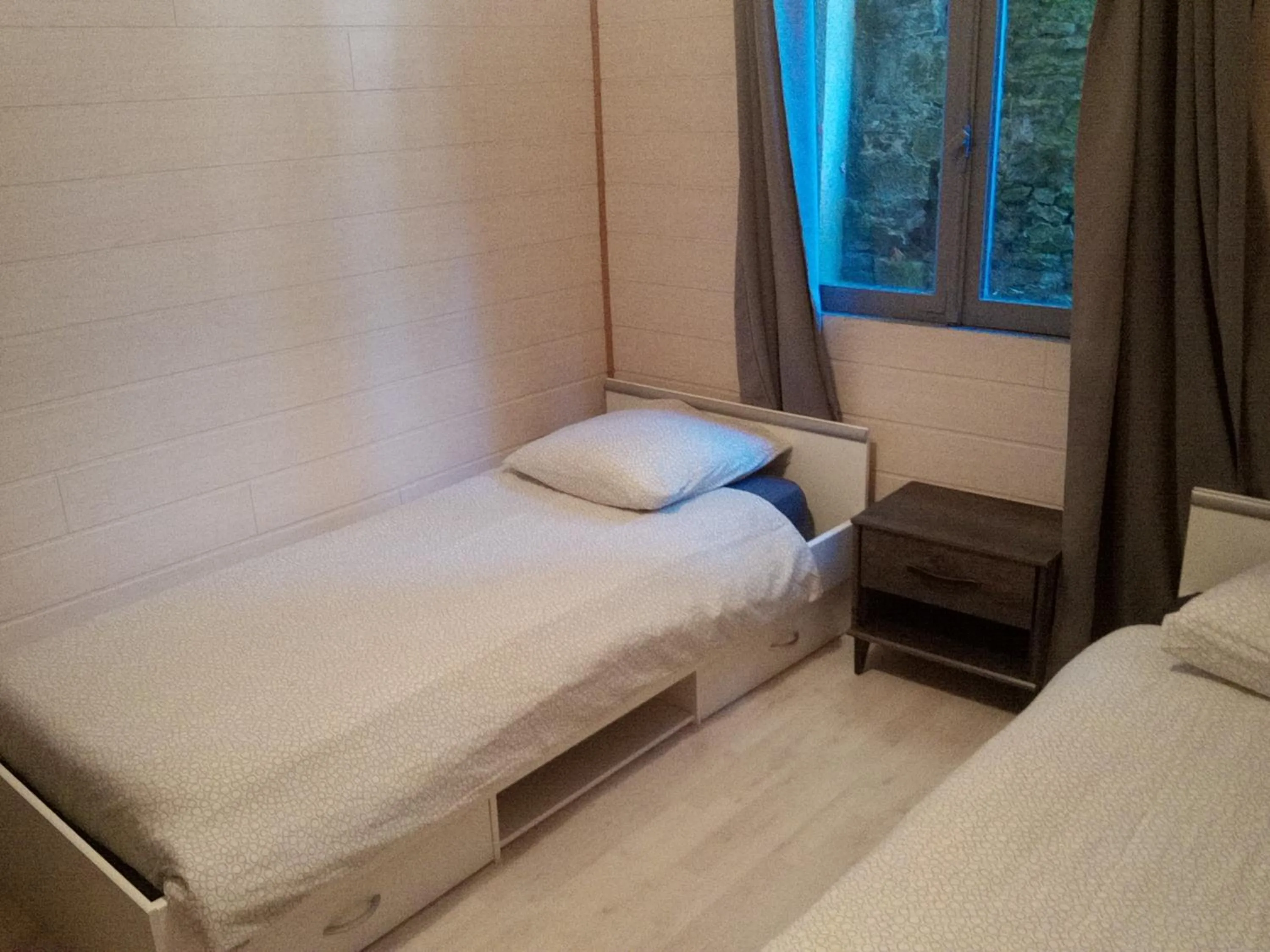 Bed in Plage du Débarquement