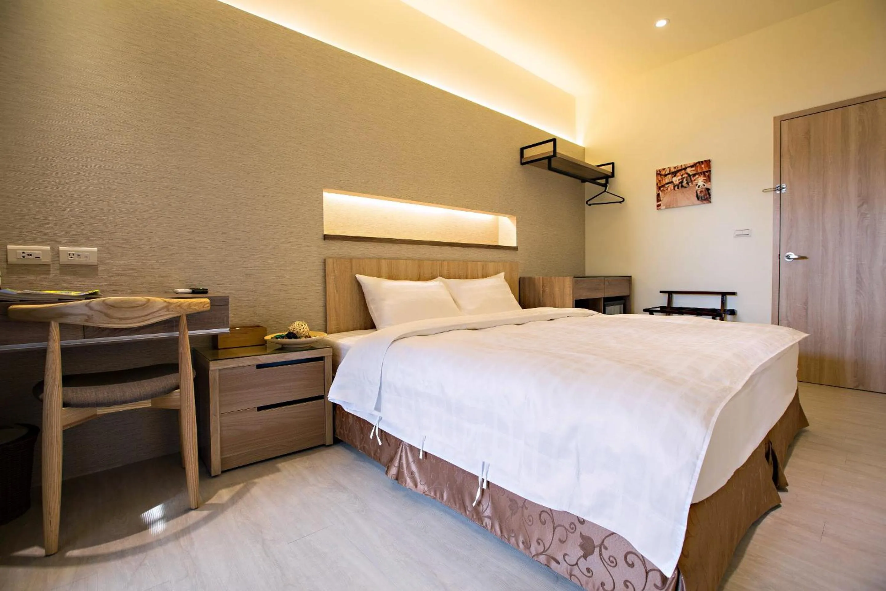 Photo of the whole room, Bed in Traveller-Inn Zhongzheng Library