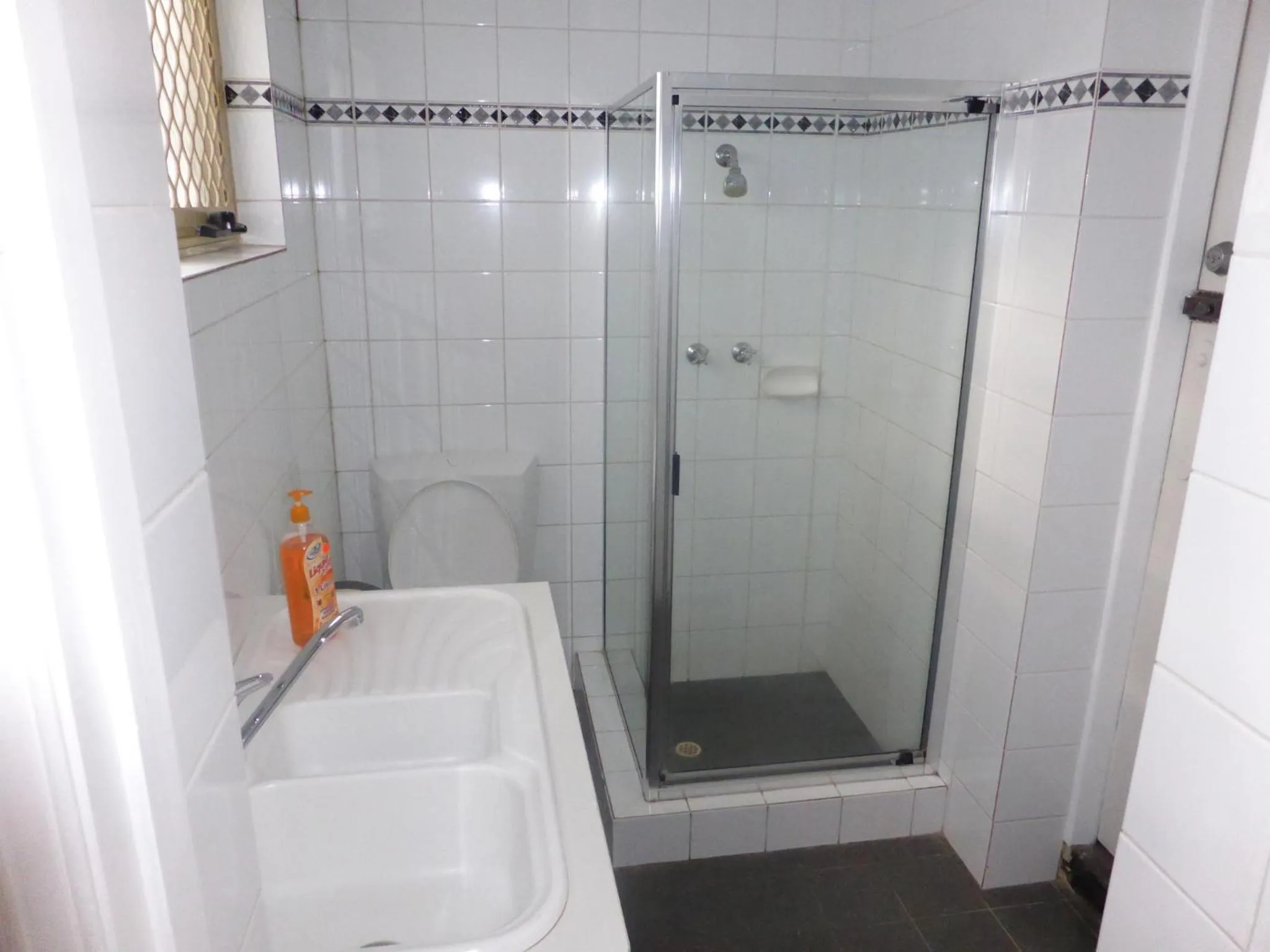 Bathroom in Northlodge Central City Apartments