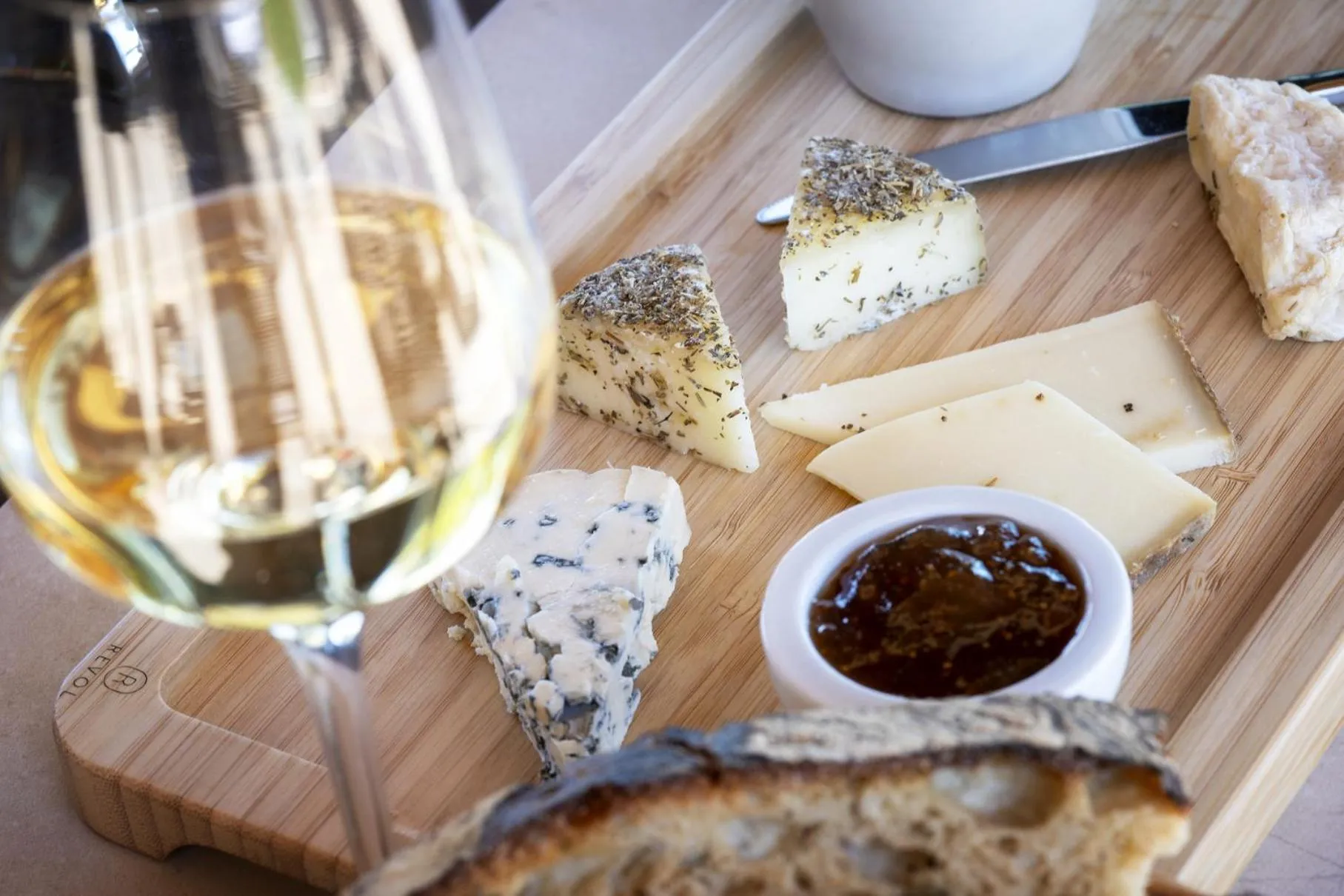 Restaurant/places to eat in La Ferme Chapouton - Teritoria