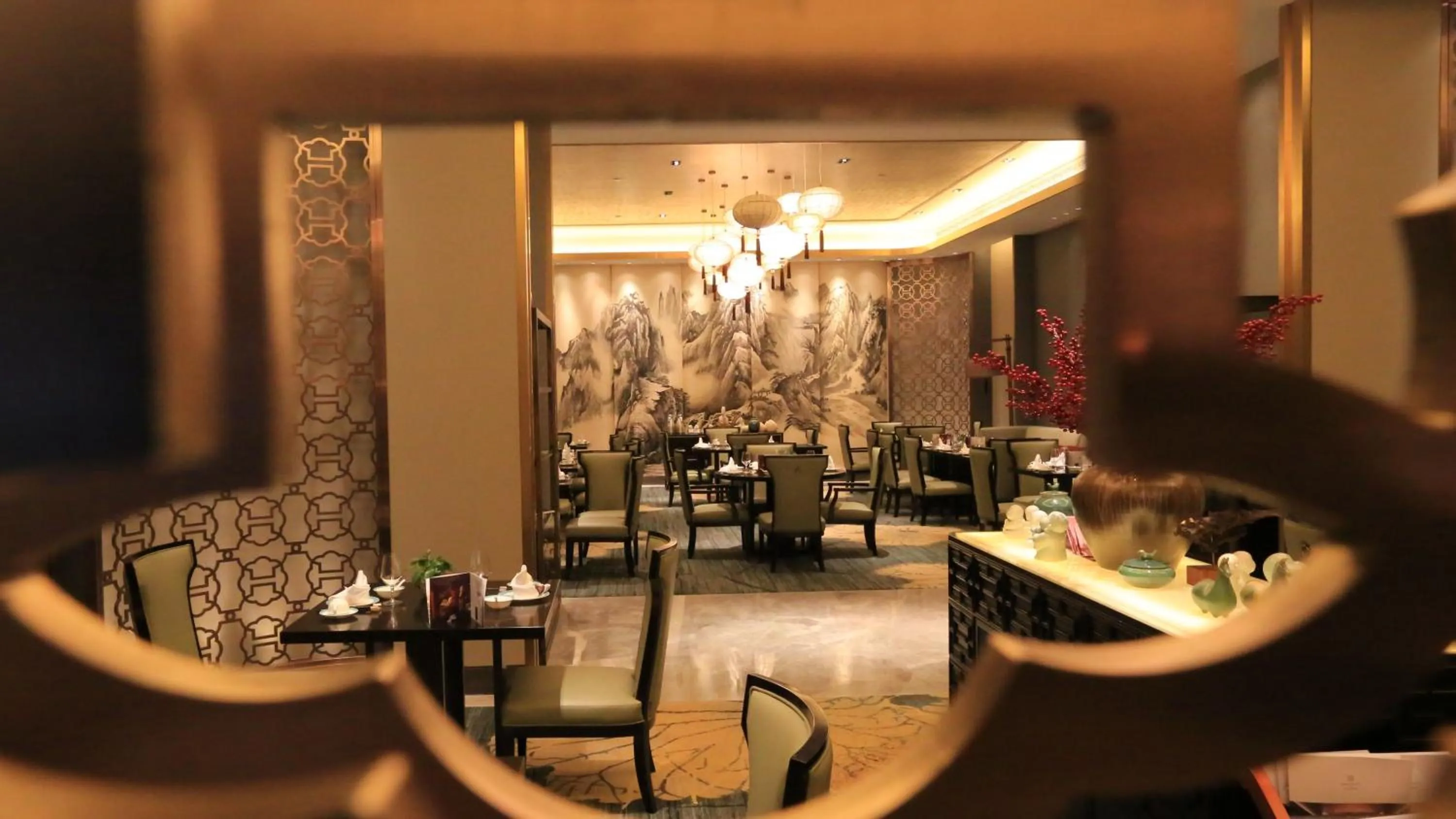 Restaurant/places to eat in Wanda Realm Hotel Tai'an