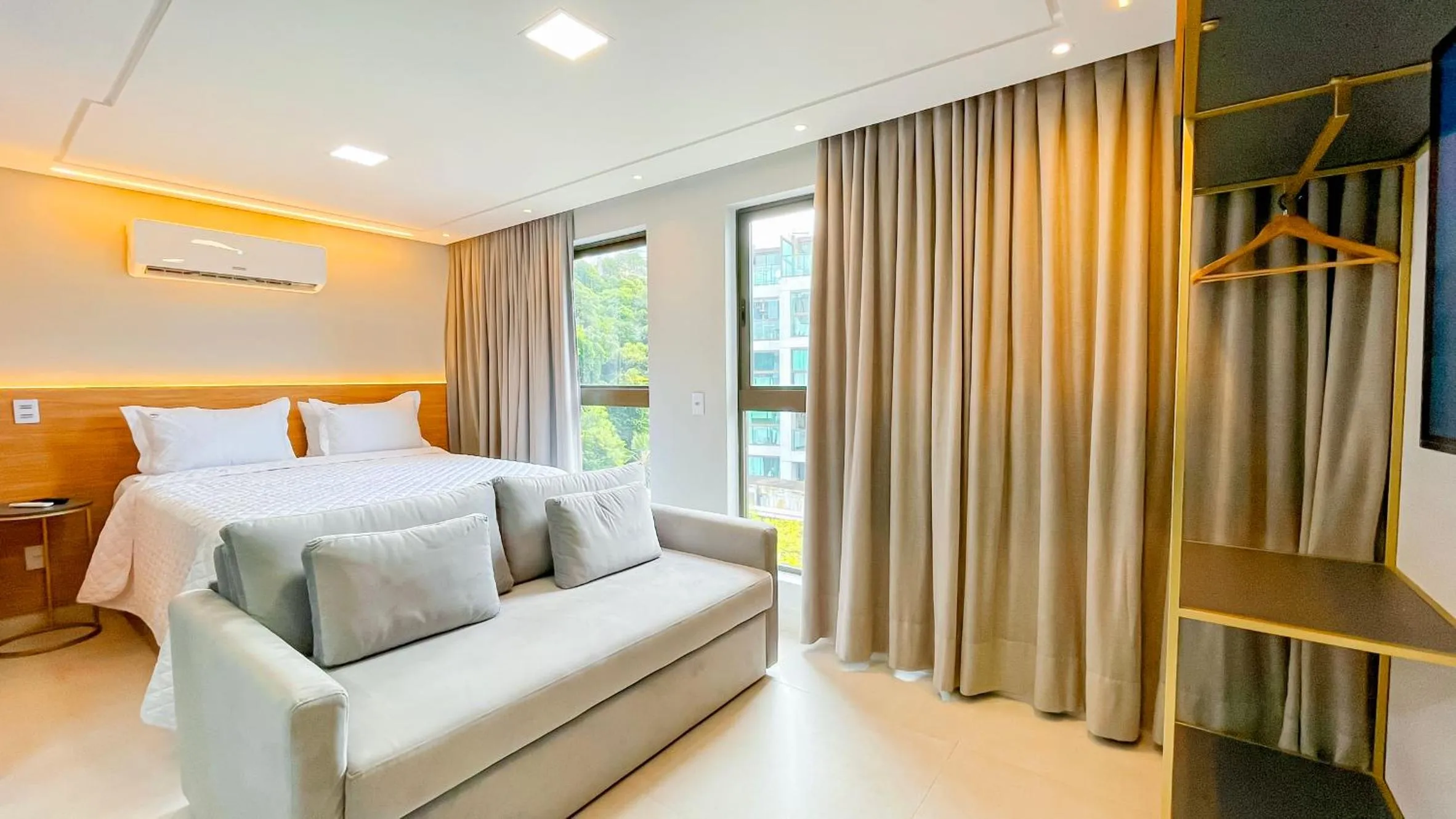 Suite in Jardins Almare Apart Hotel