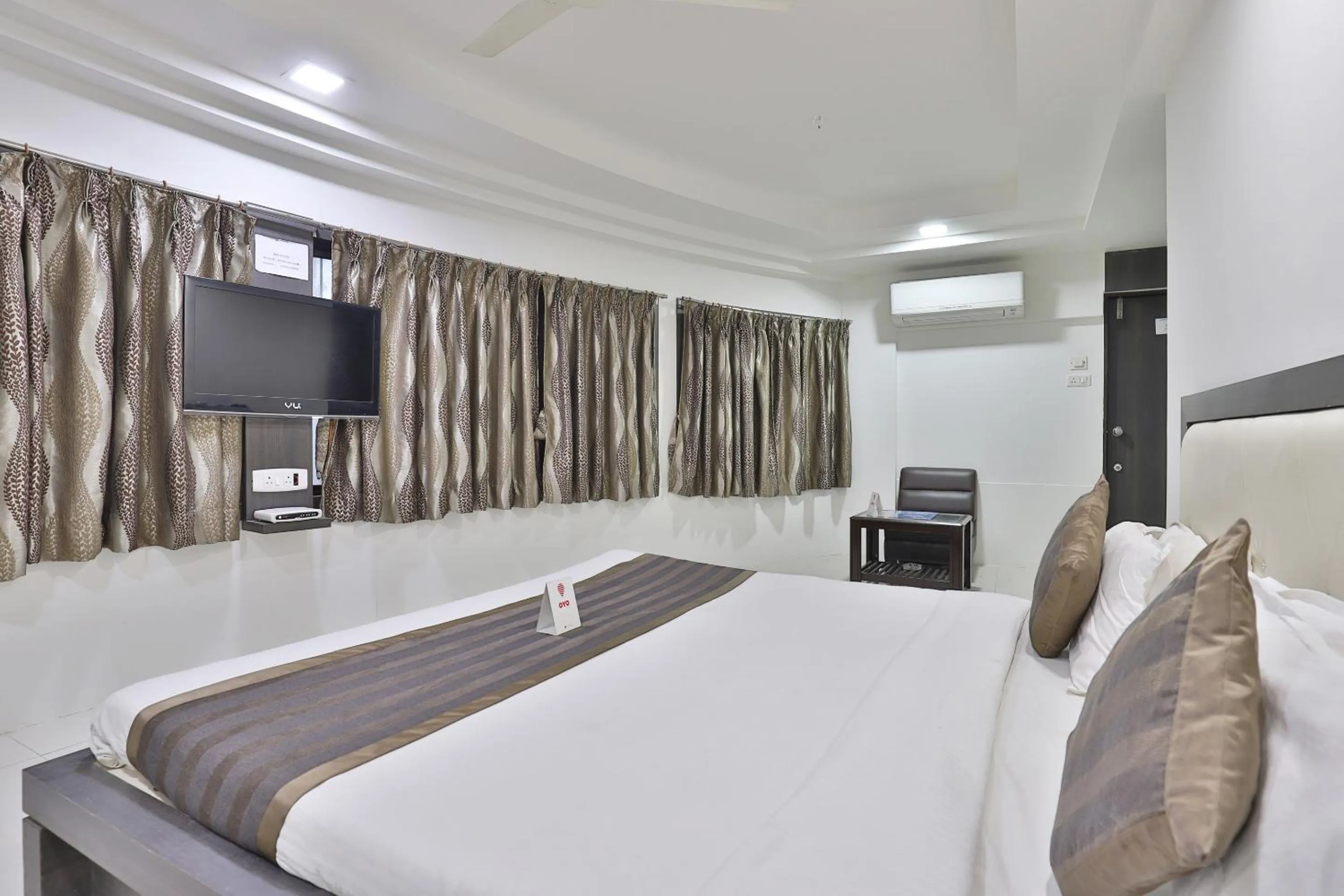 Bed in Hotel Nova Cross Road