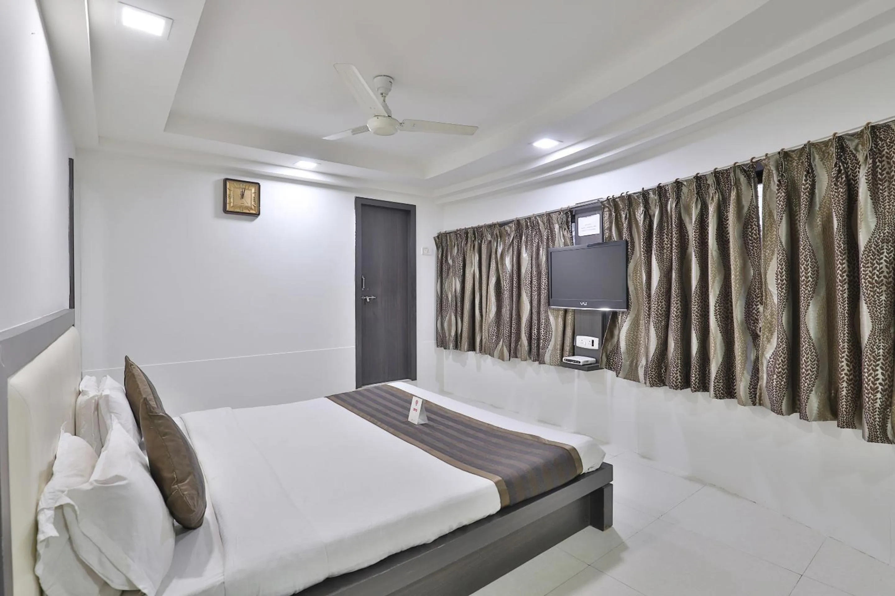 Bed in Hotel Nova Cross Road