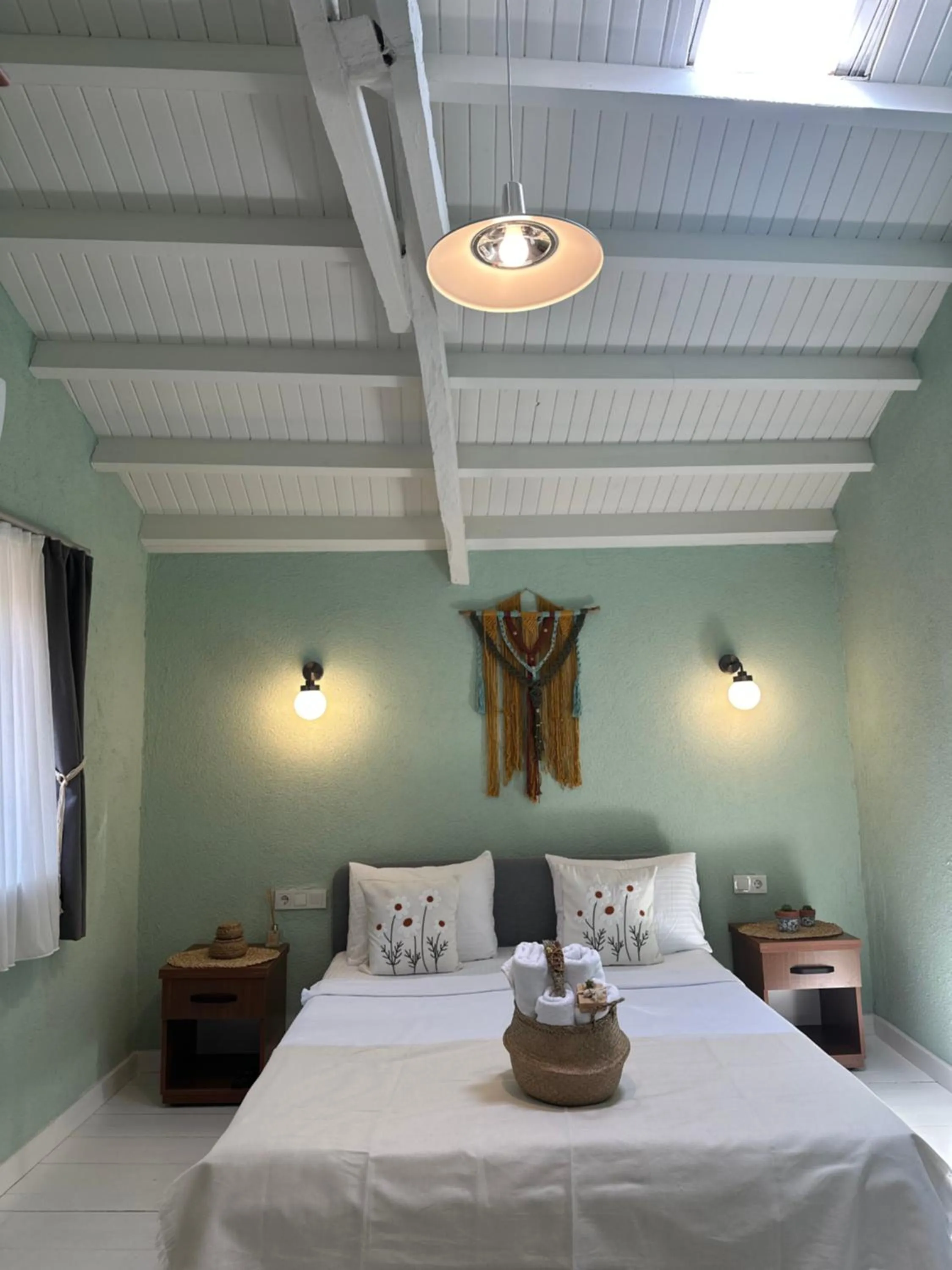 Bed in Hanole Macaron Guest House