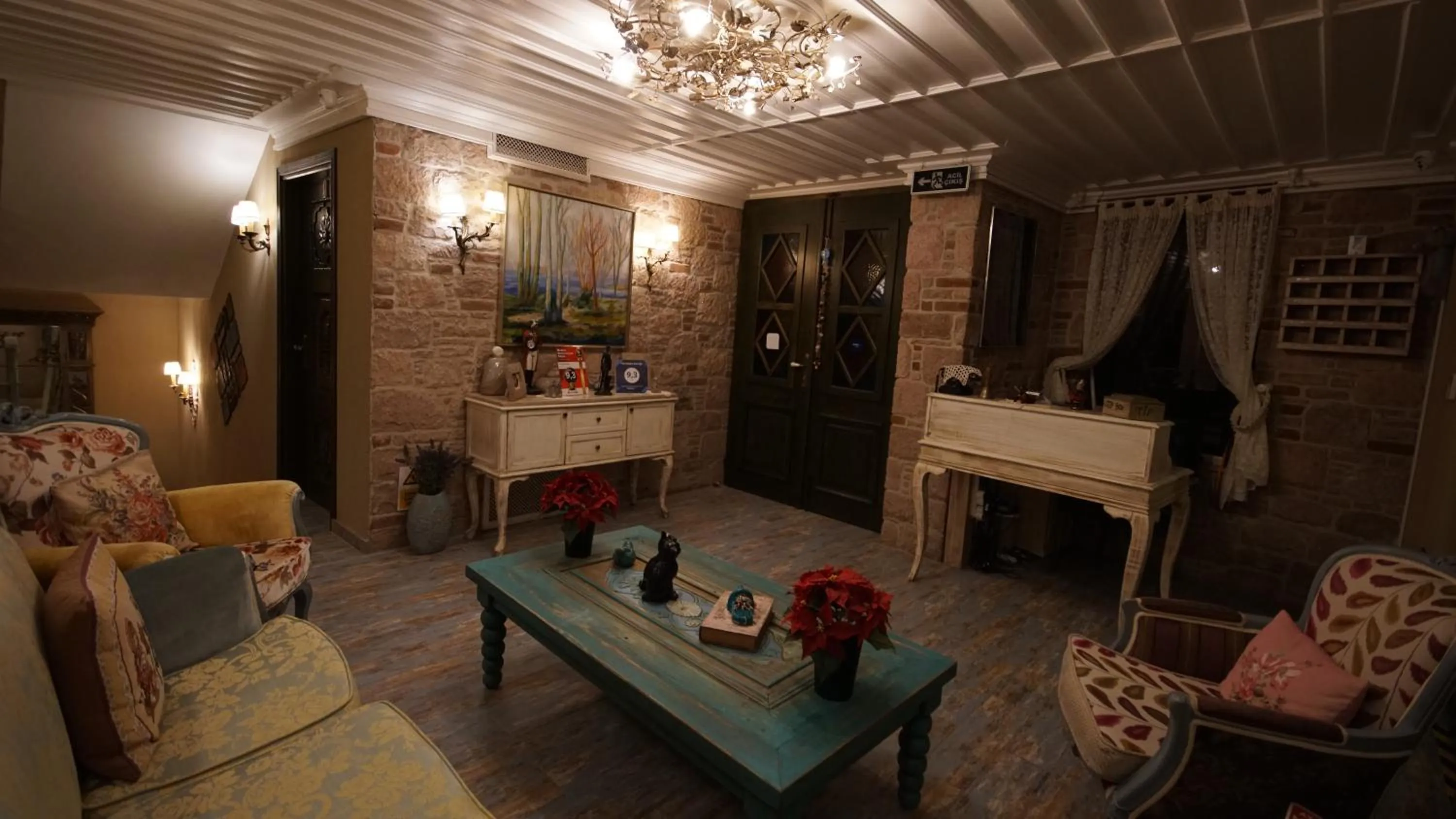 Lobby or reception in Fikretbey Konağı