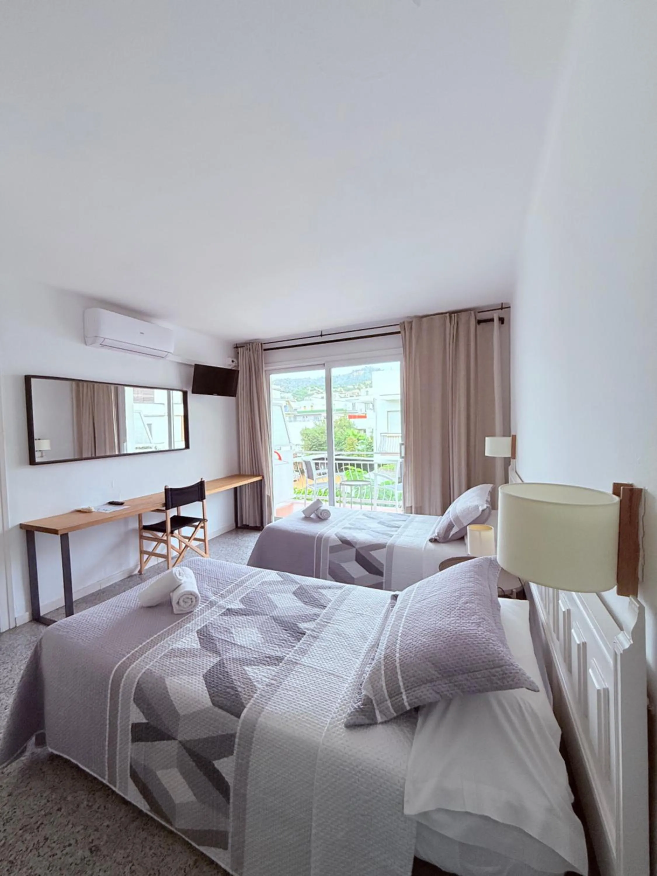 L'Illa Hotel
