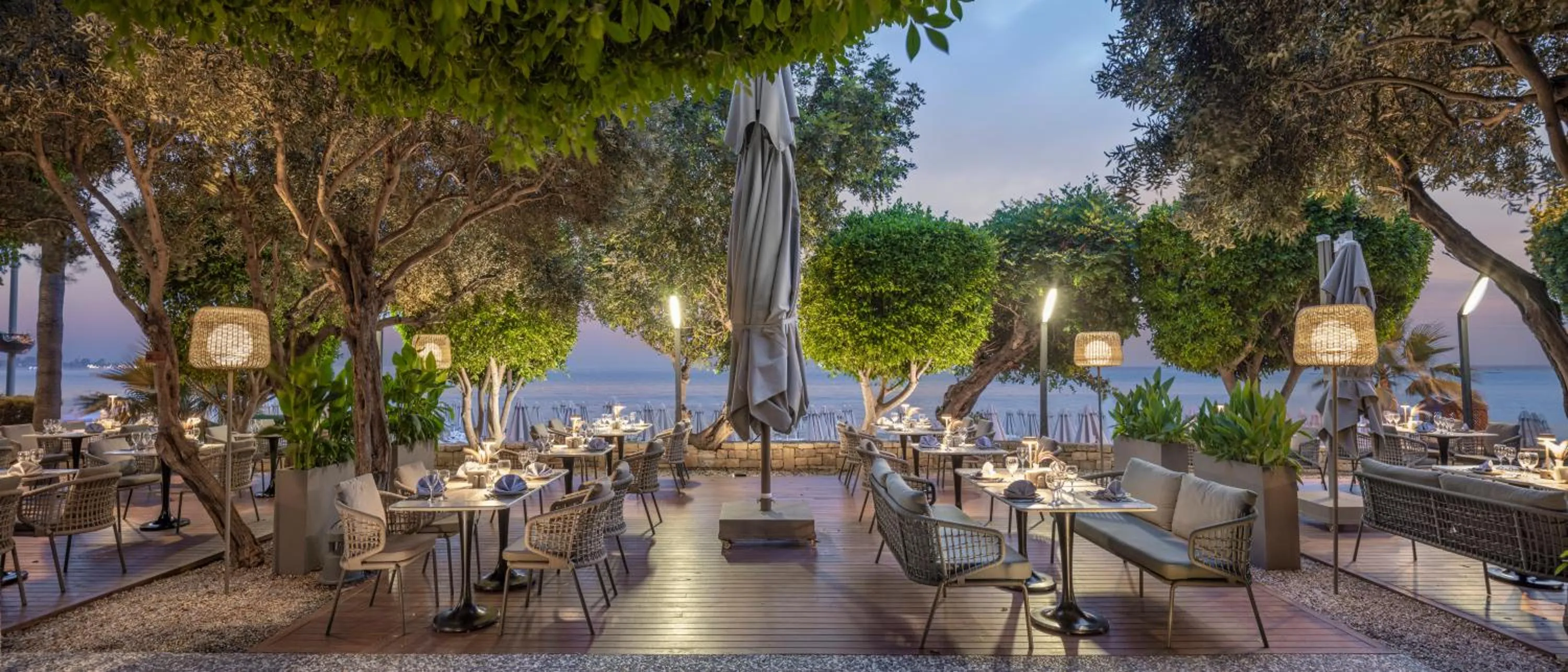 Restaurant/places to eat in Melas Resort Hotel