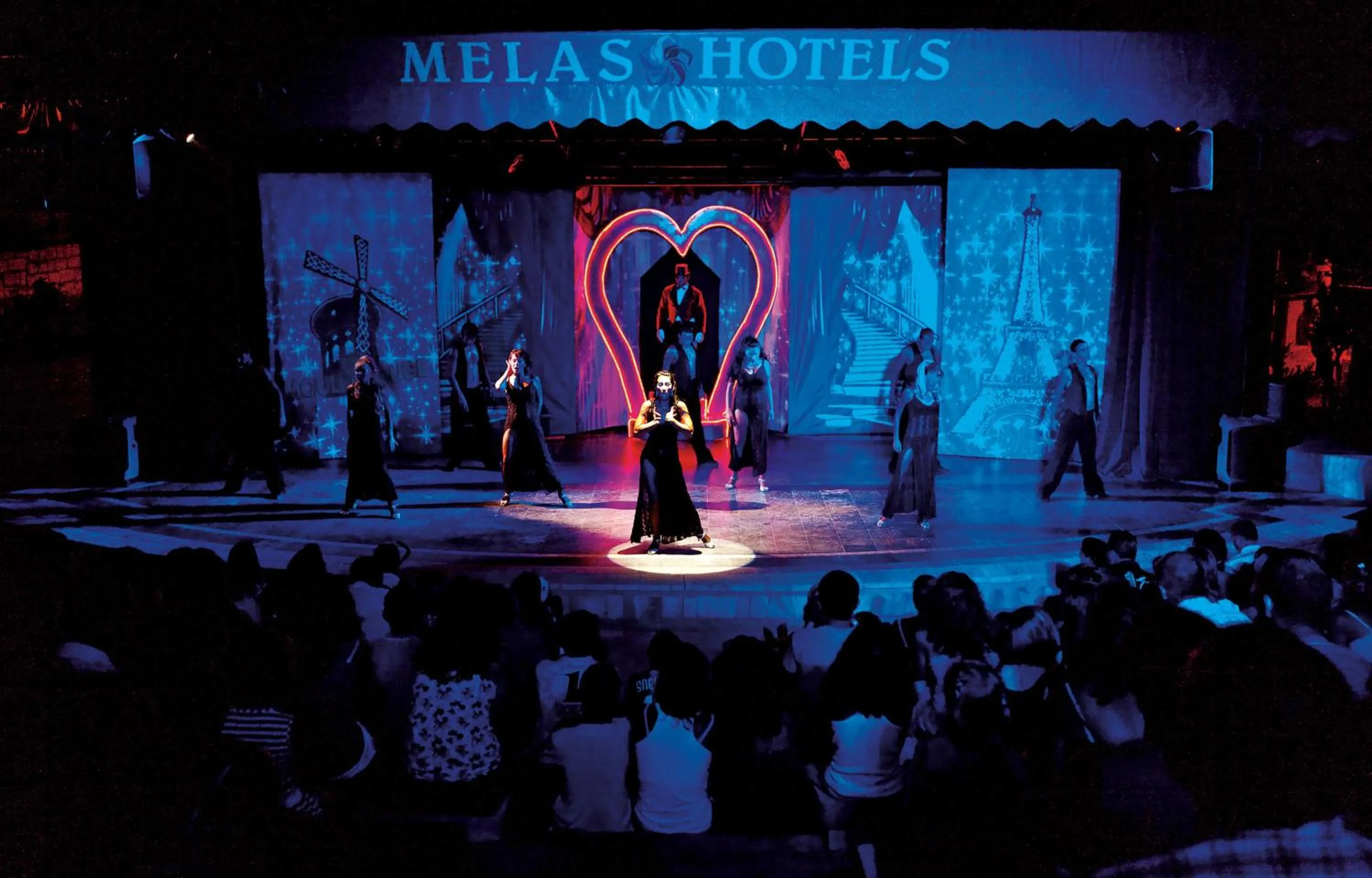 Evening entertainment in Melas Resort Hotel