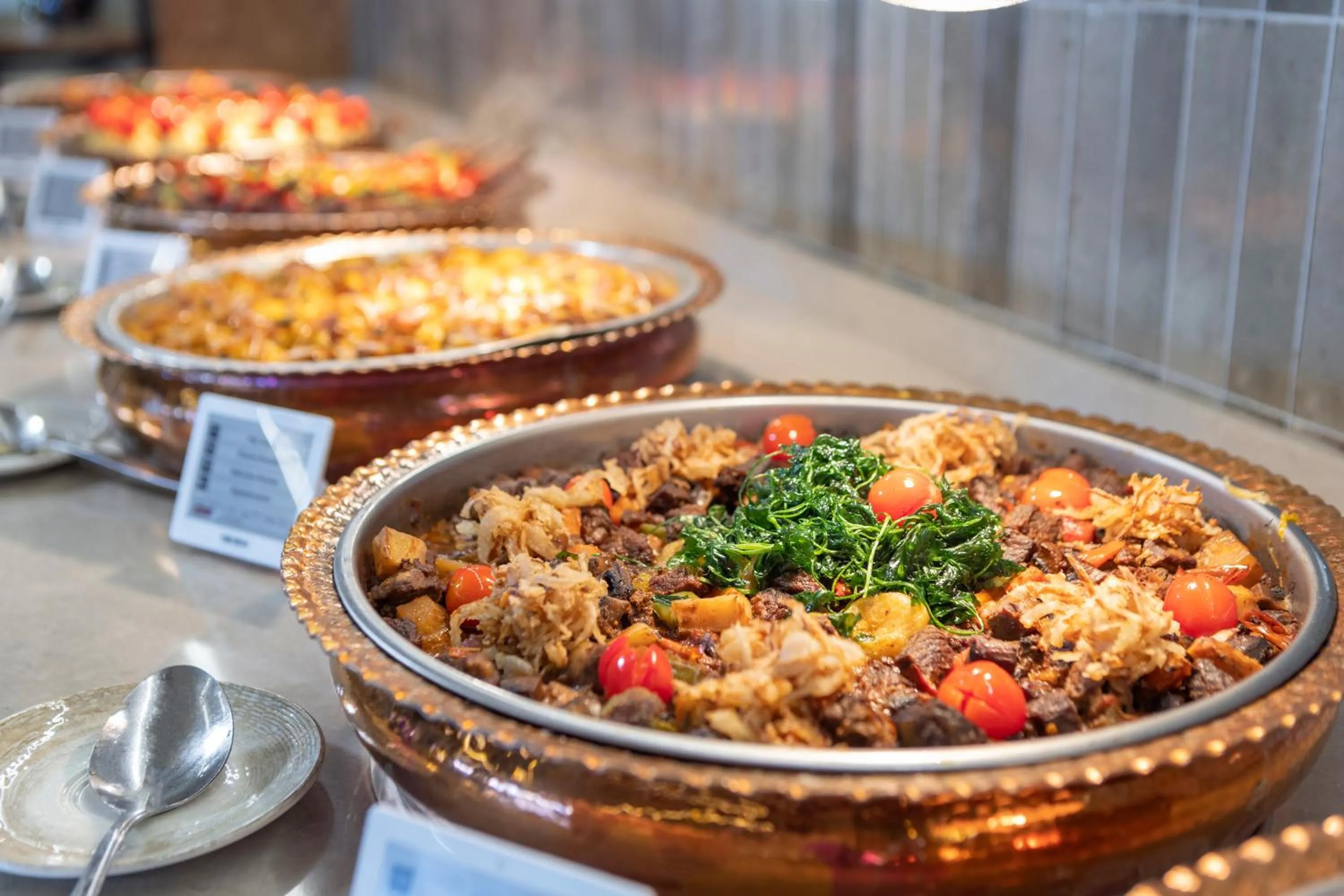 Food and drinks in Melas Resort Hotel