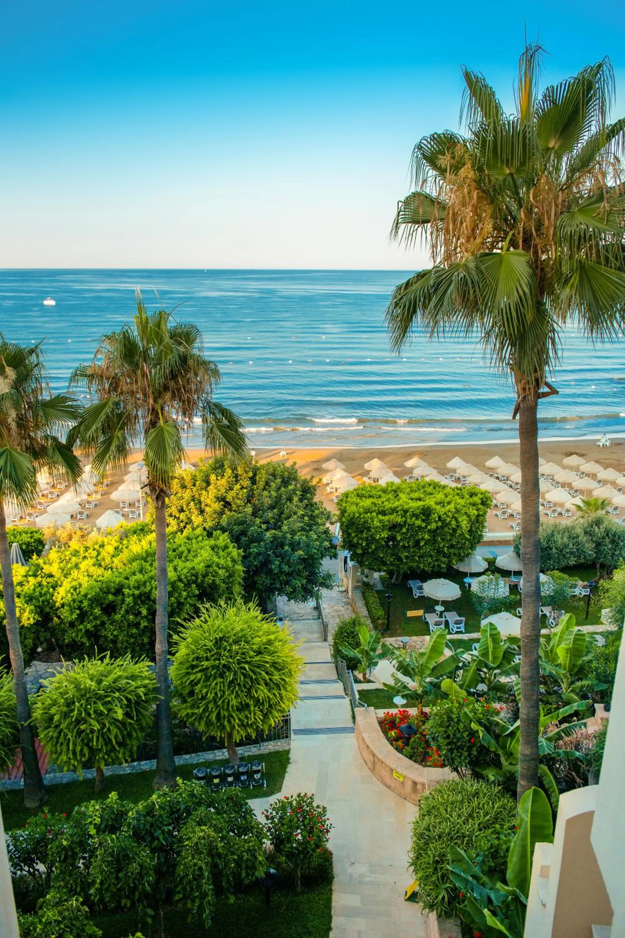 Garden in Melas Resort Hotel