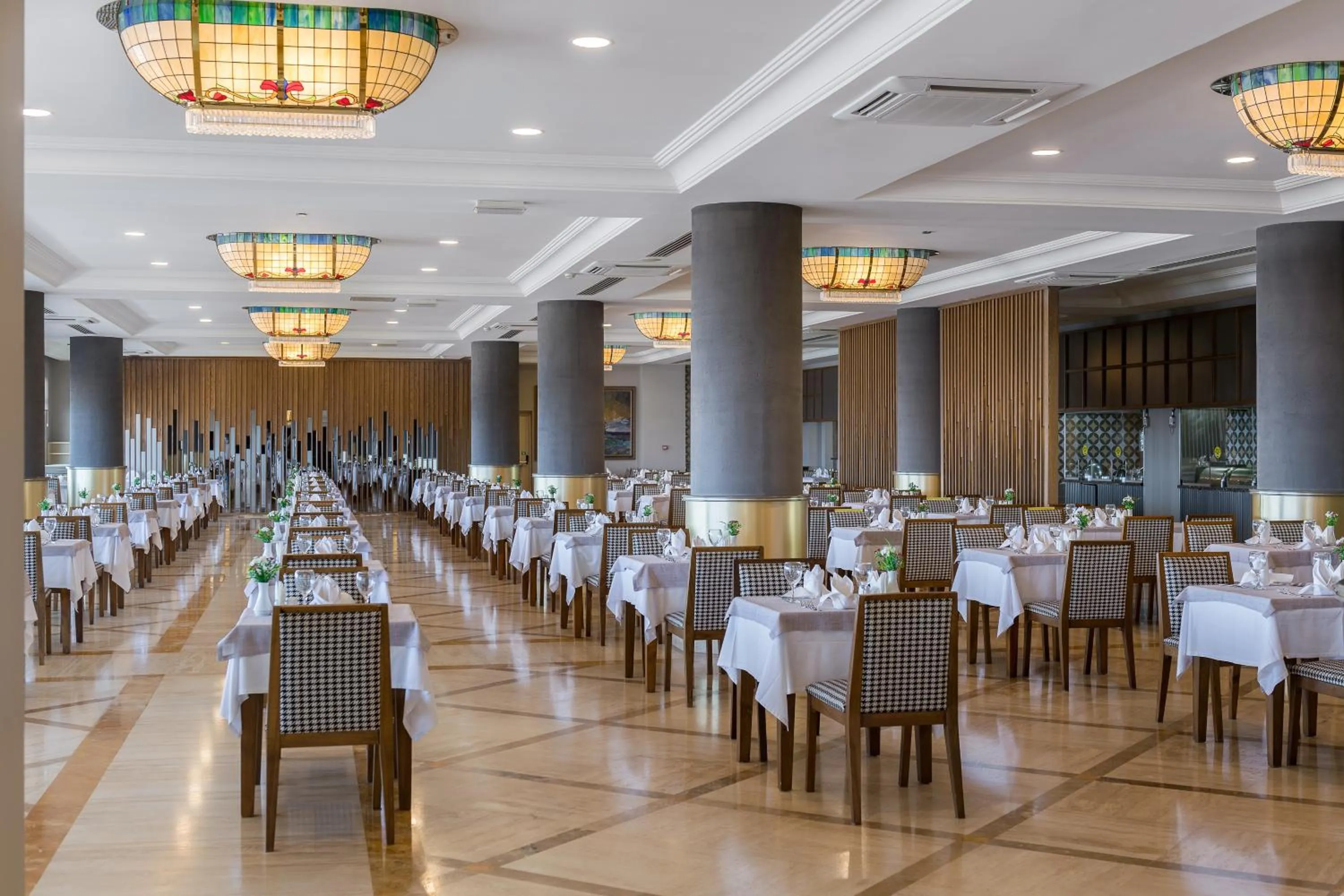 Restaurant/places to eat in Melas Resort Hotel