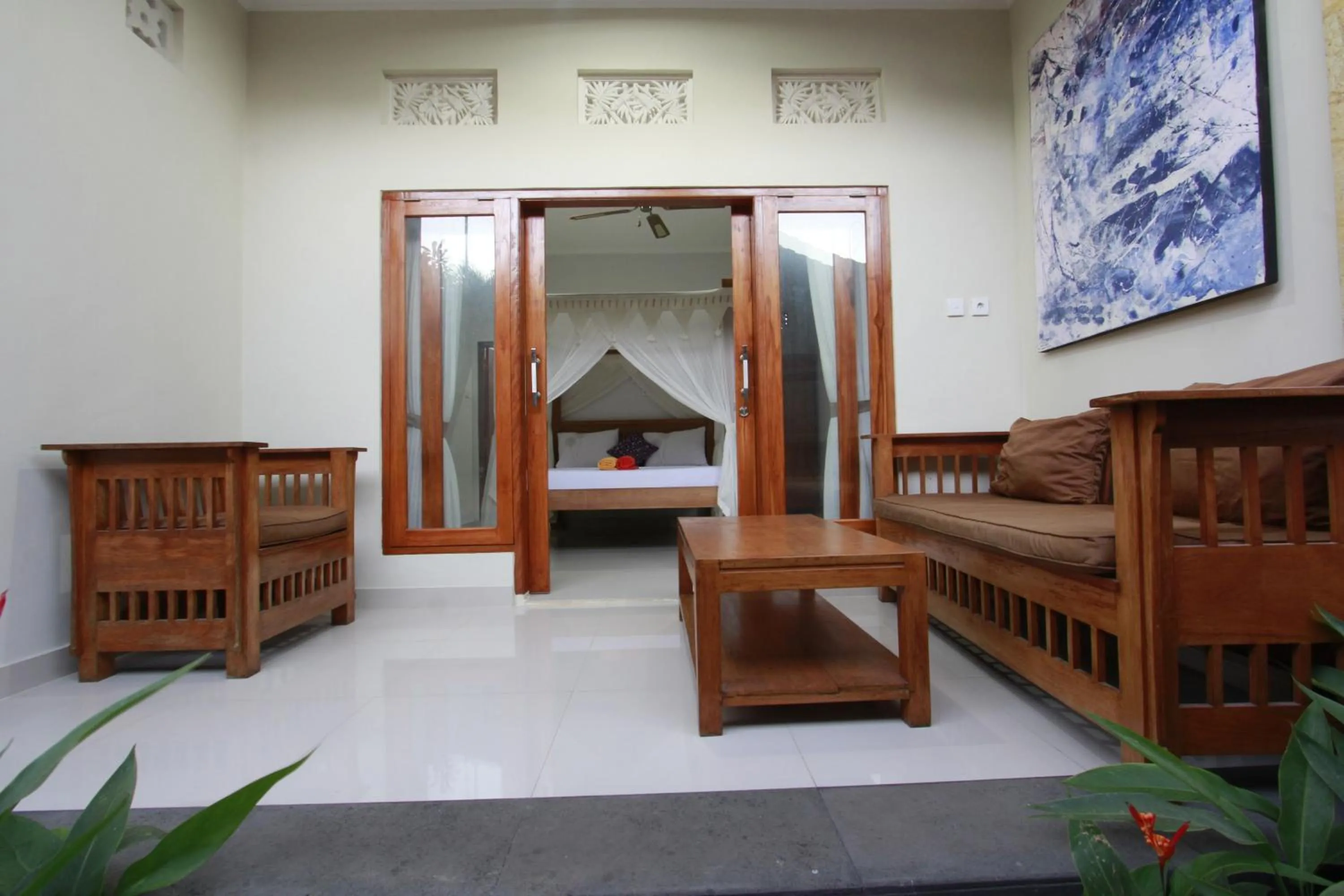 Balcony/Terrace, Bed in Suryadina Guest House