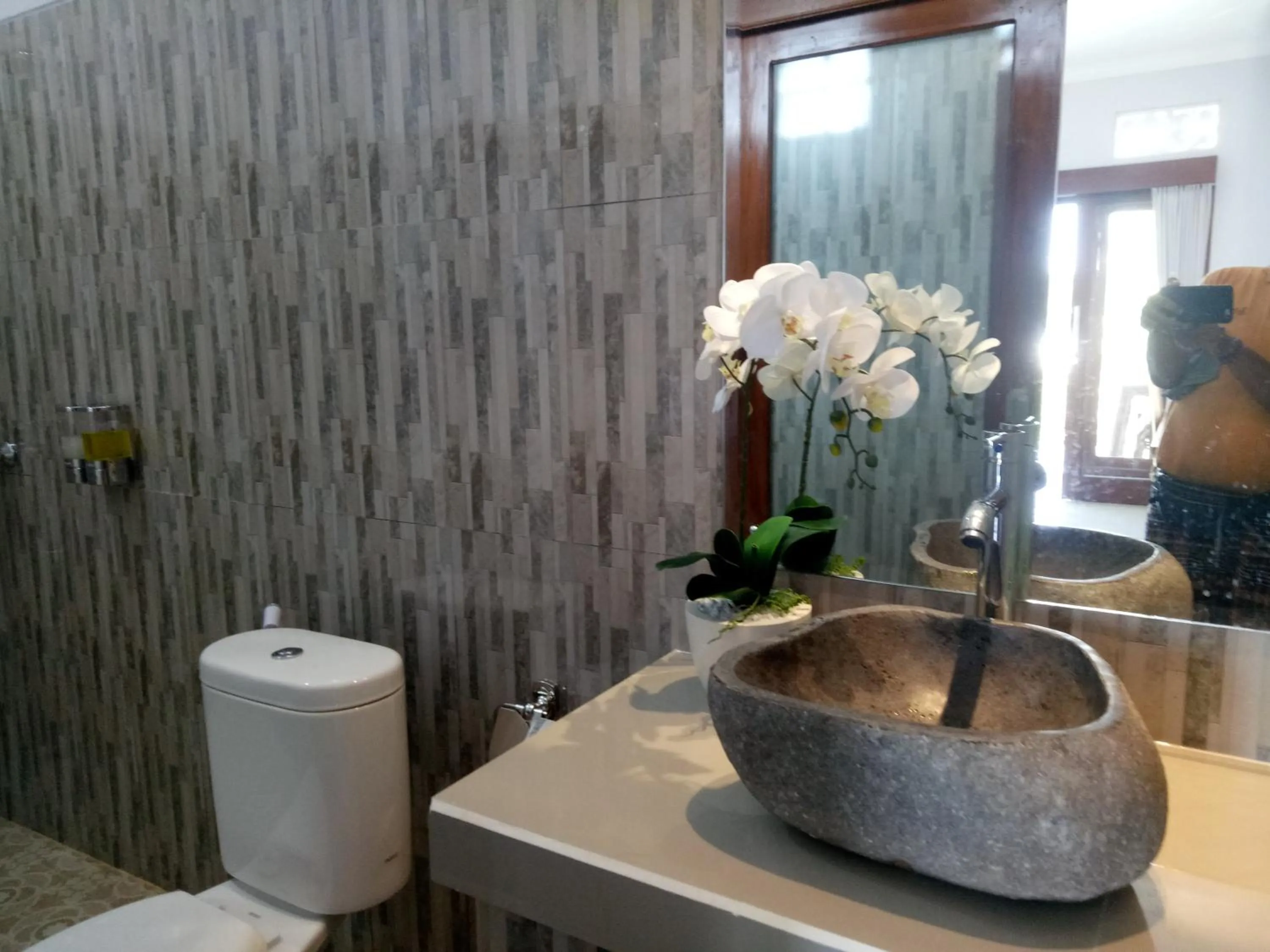 Suryadina Guest House