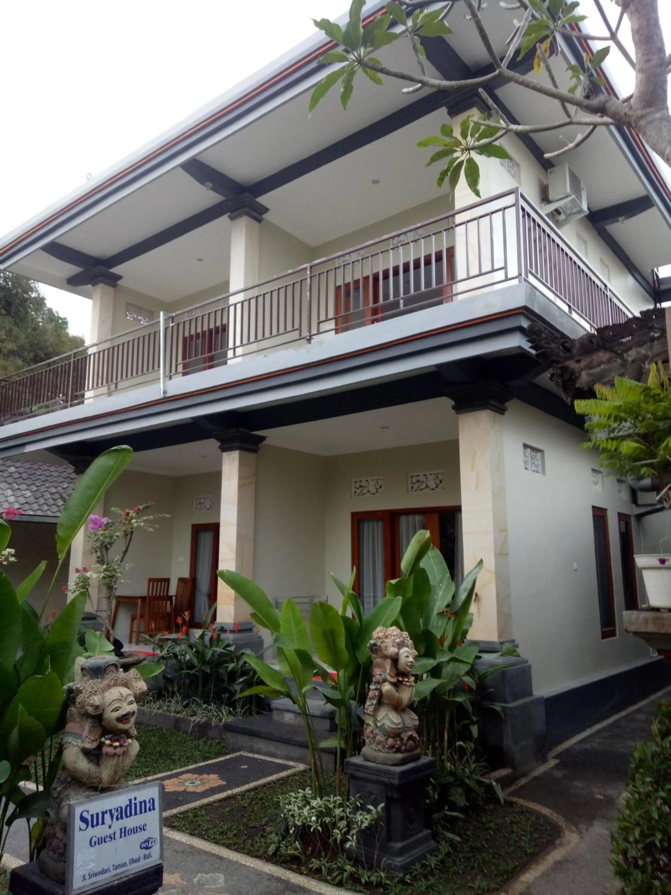 Suryadina Guest House