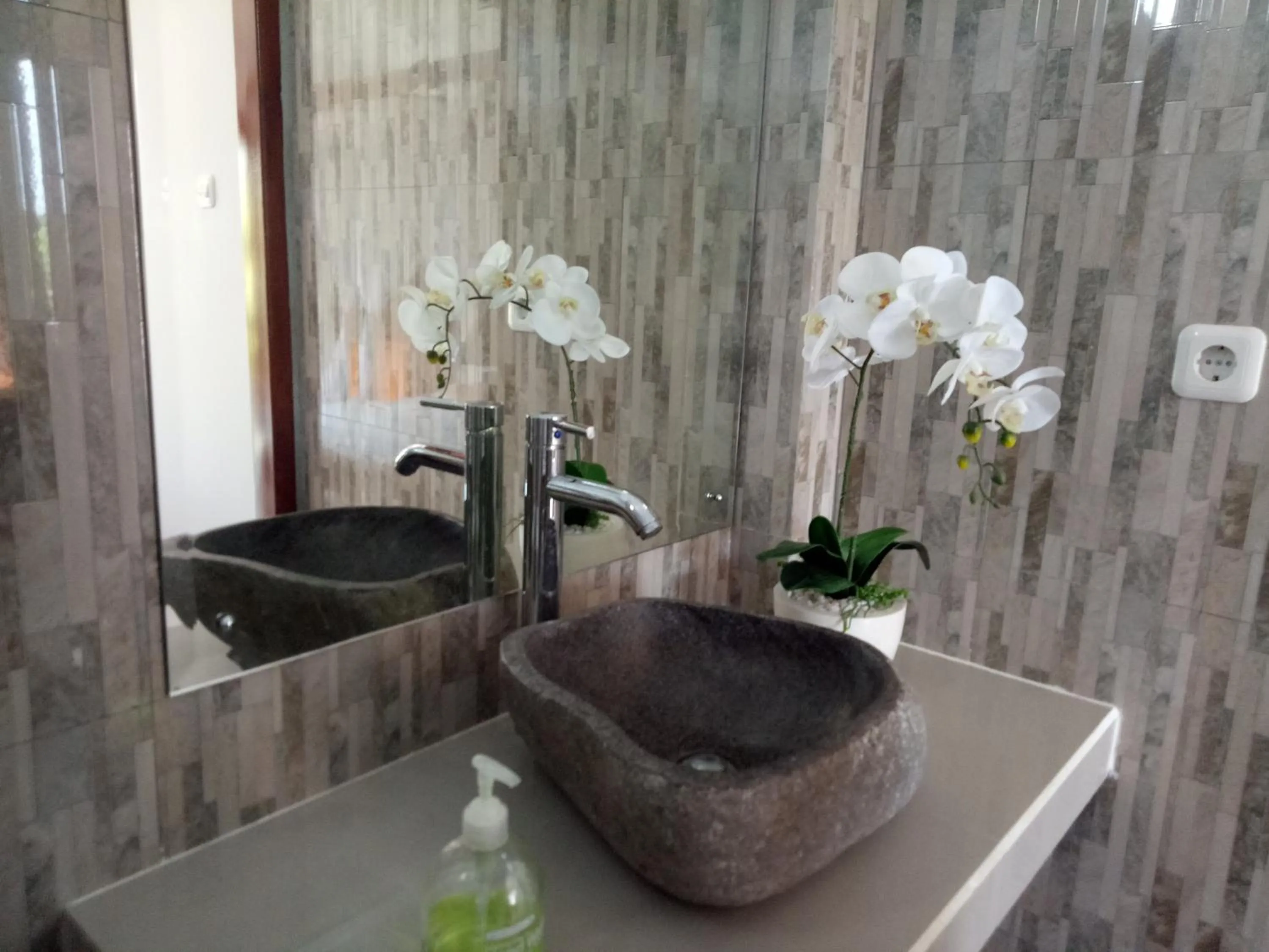 Suryadina Guest House