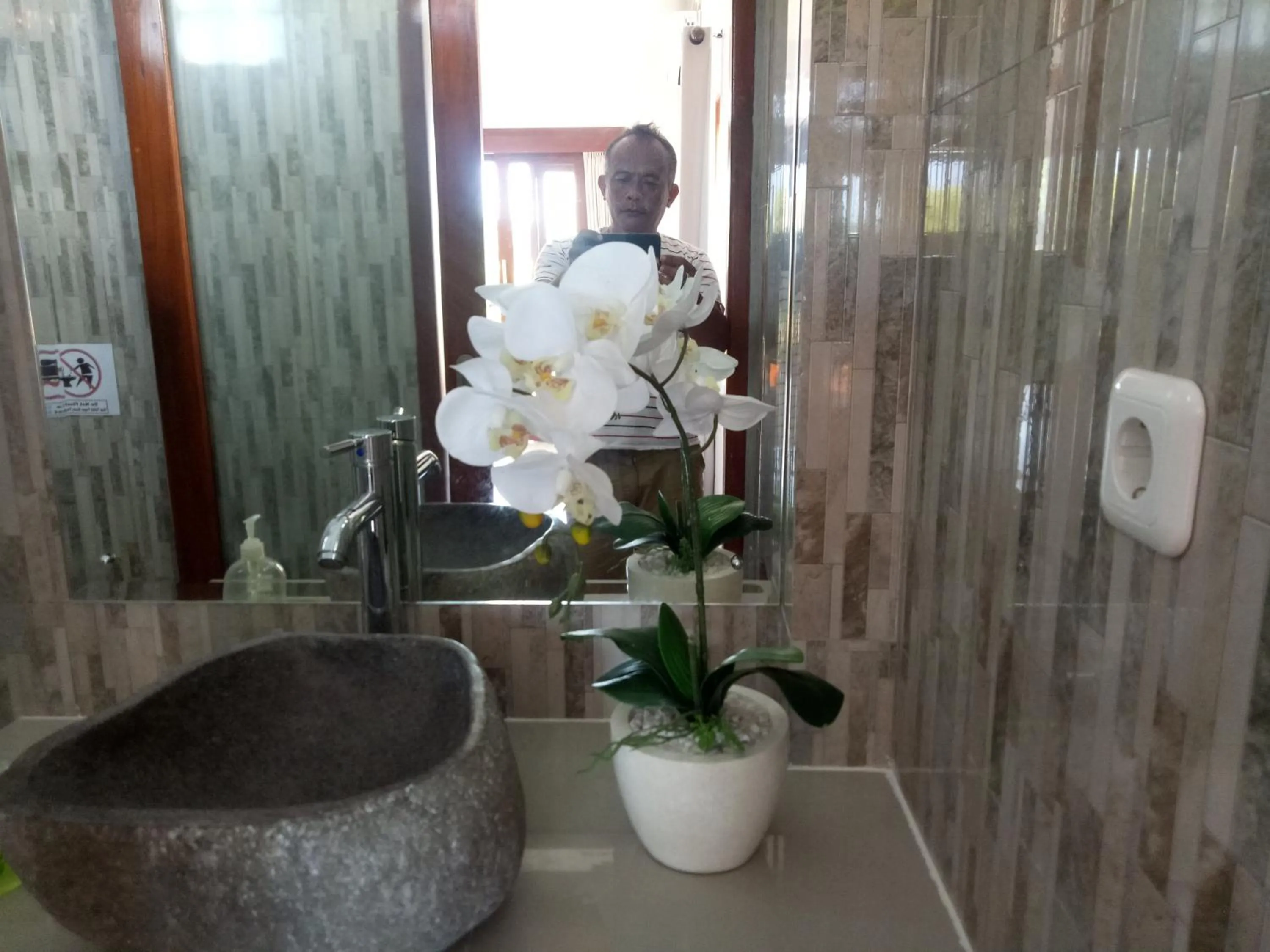 Suryadina Guest House