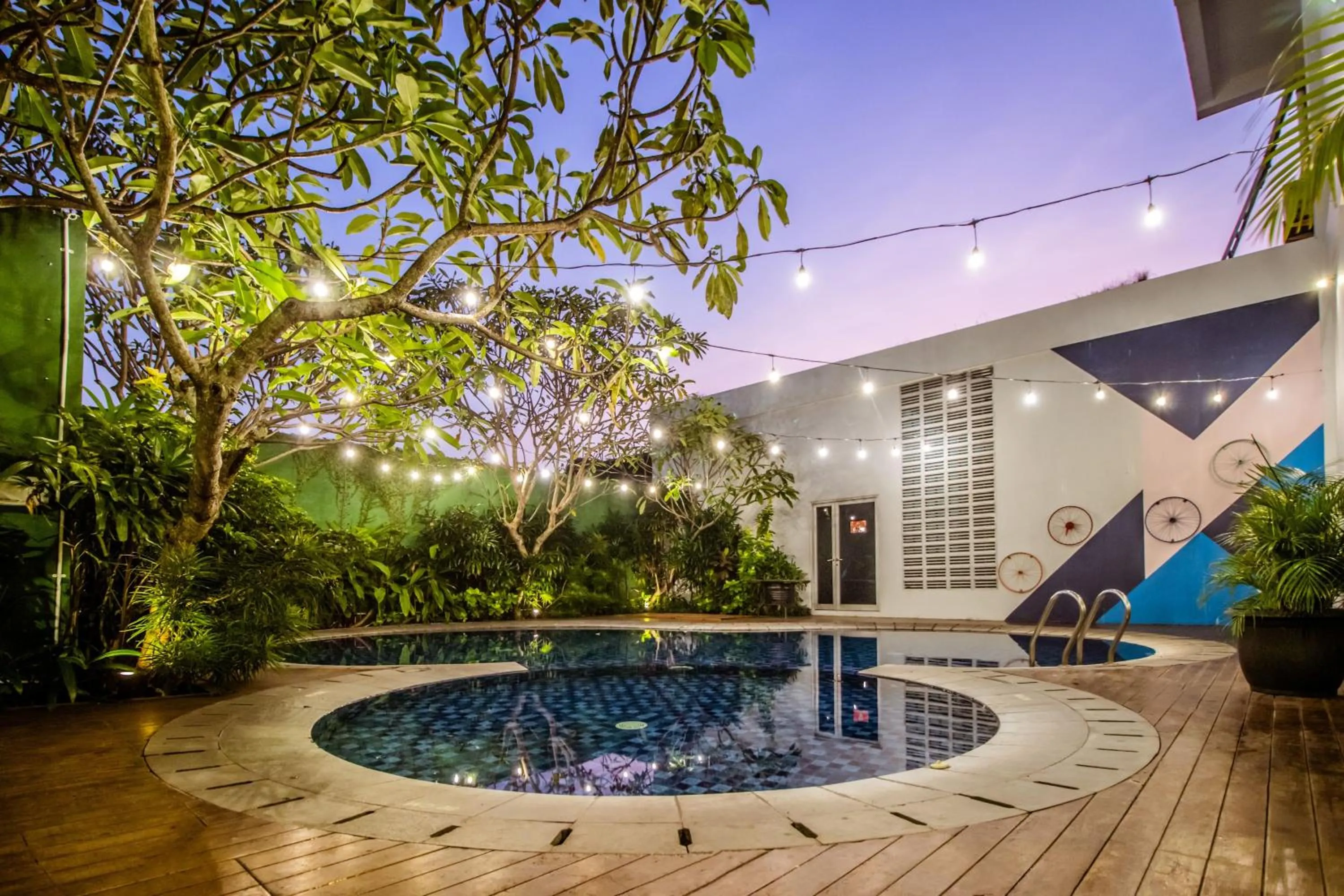 Swimming pool in Tjokro Style Yogyakarta