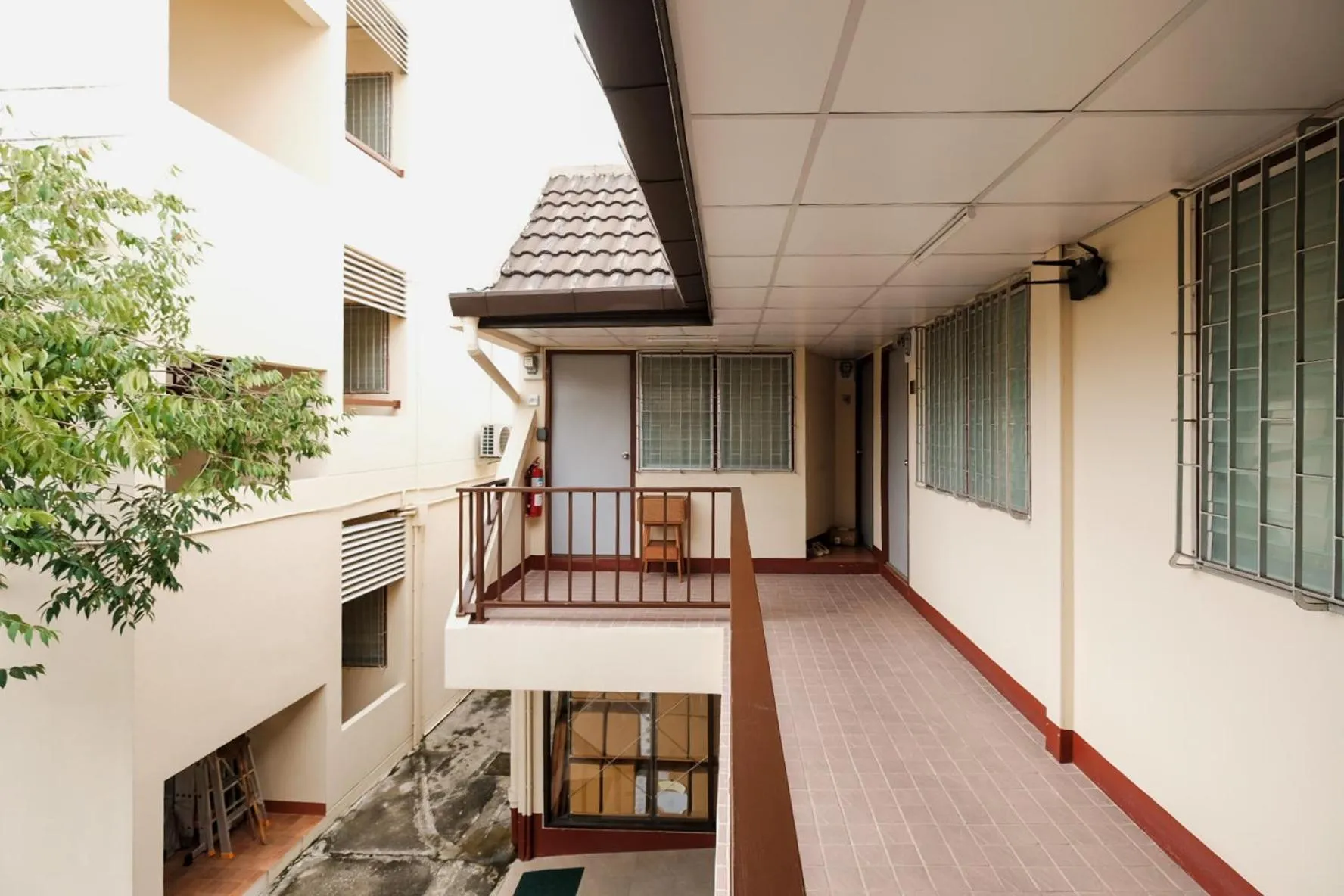 Property building in Thong Poon Apartment Chiang Mai