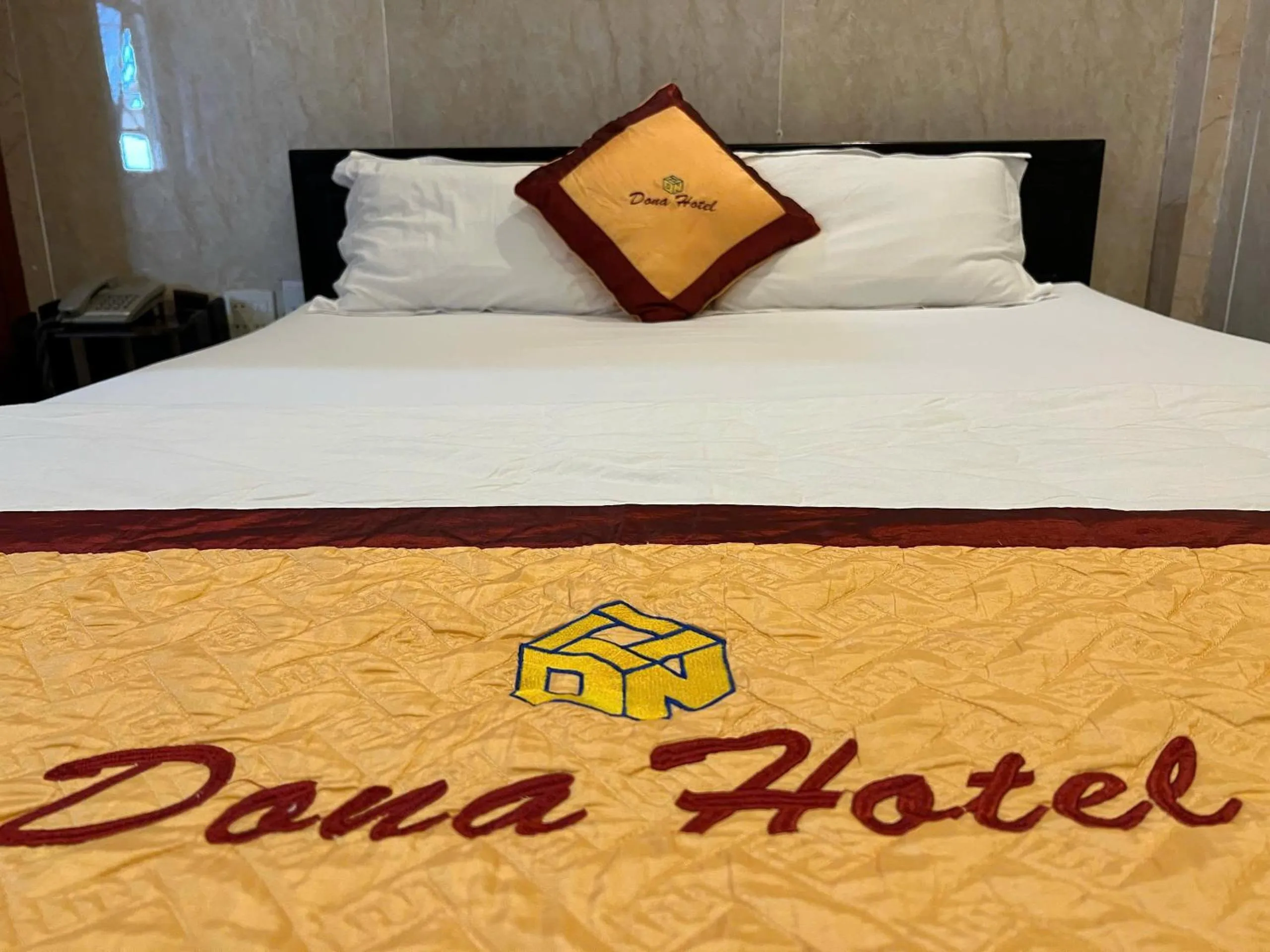 Bed in DONA Hotel