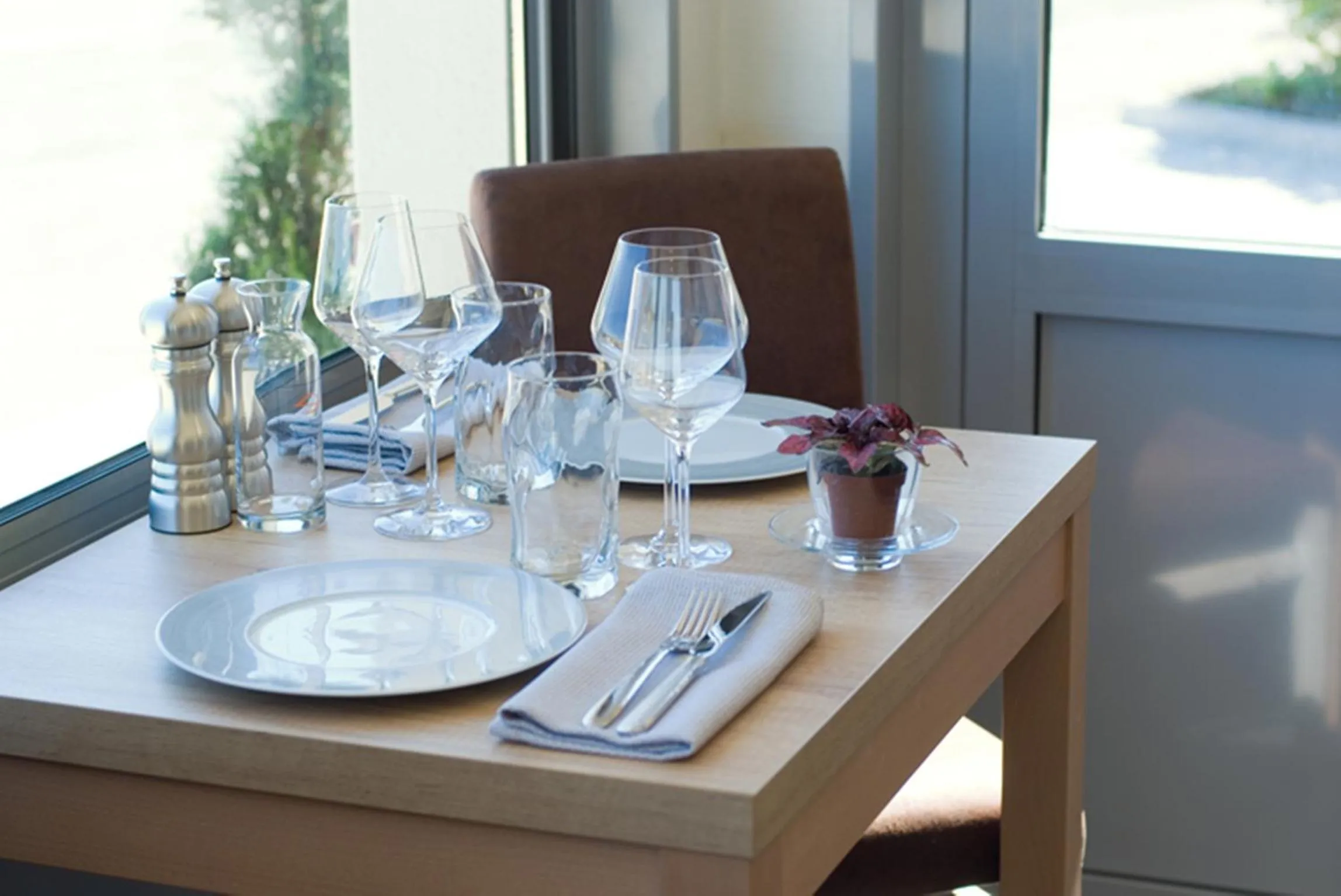 Restaurant/places to eat in Logis Hotel Restaurant de La Madeleine