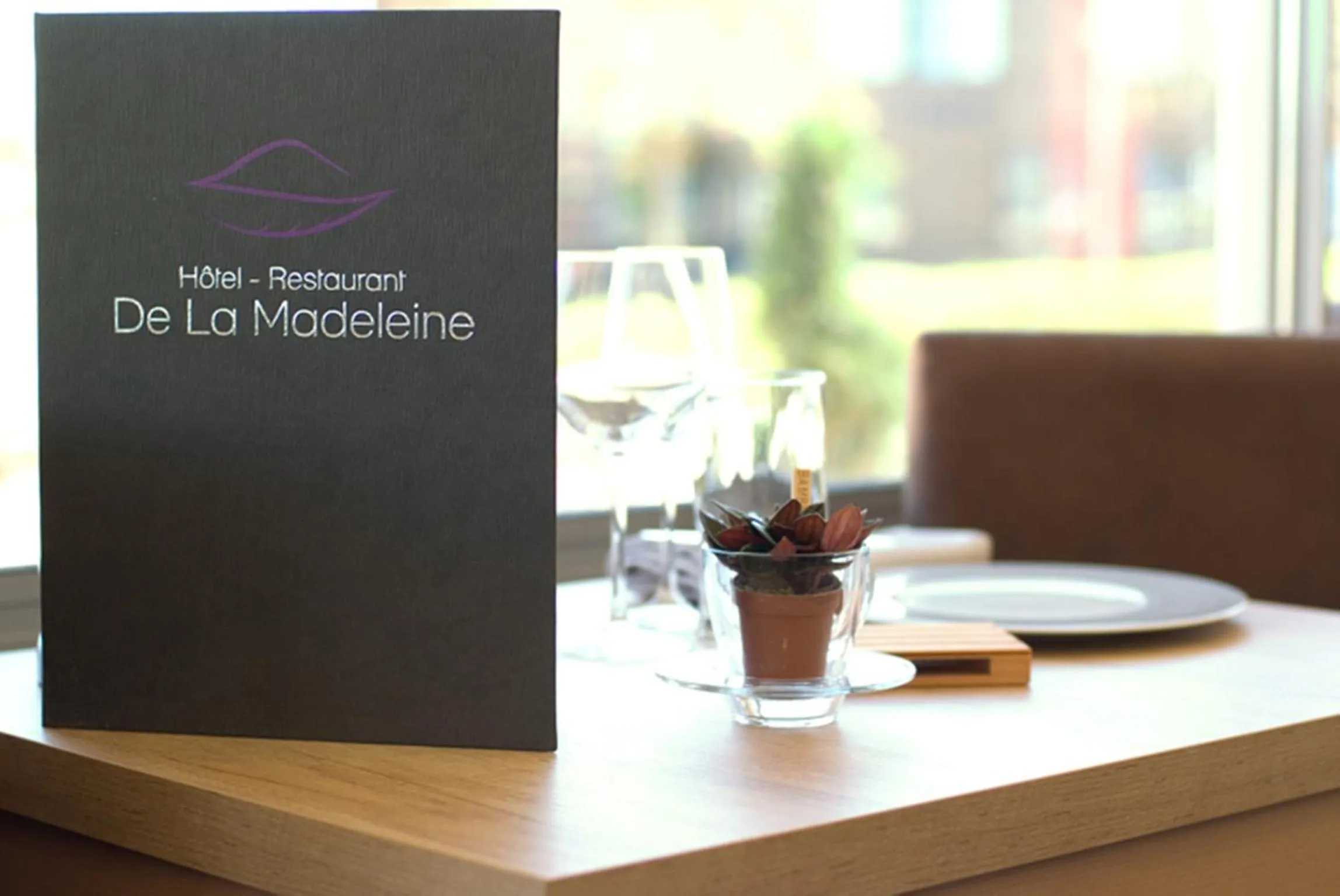 Restaurant/places to eat in Logis Hotel Restaurant de La Madeleine