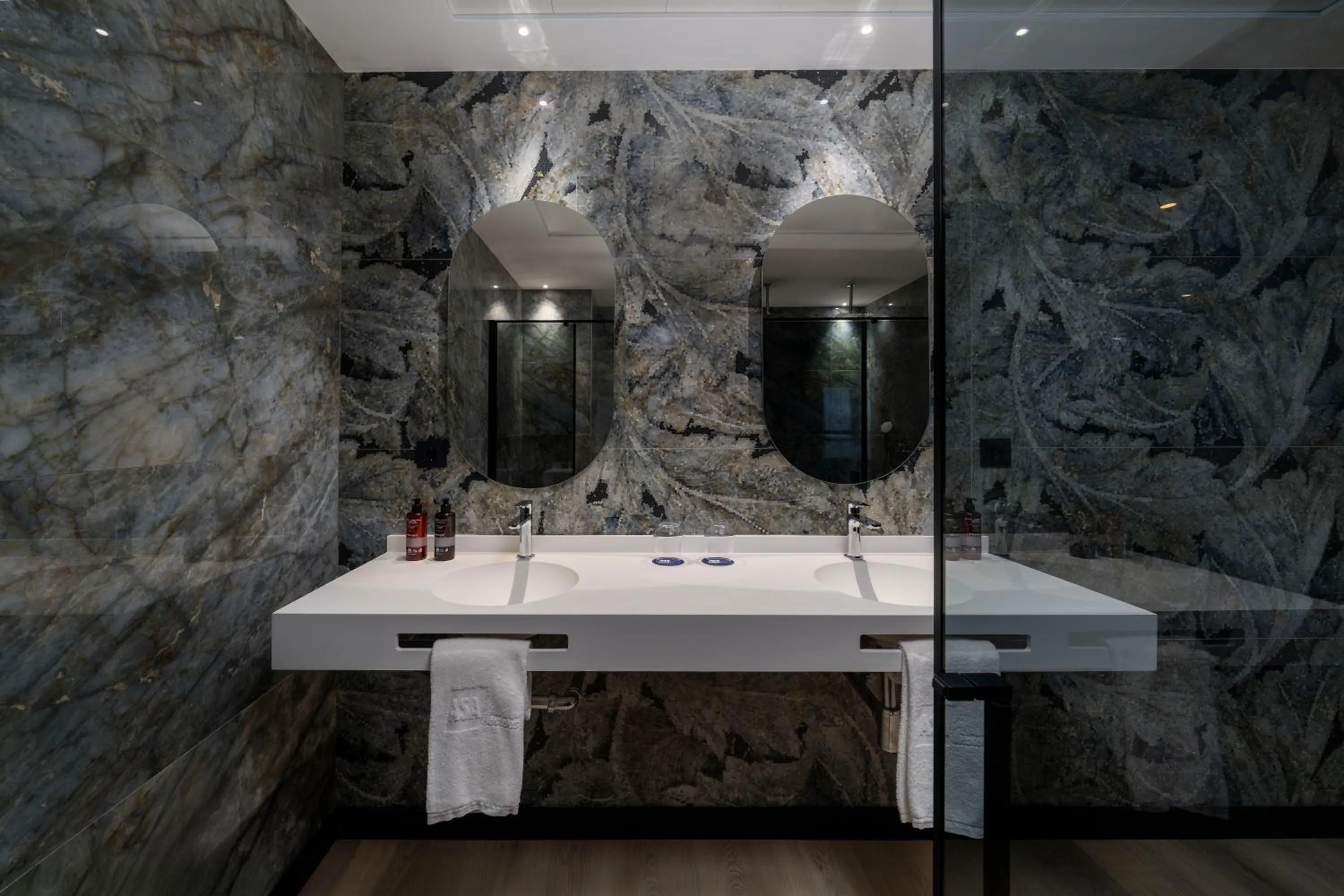 Bathroom in ASA Molina Plaza