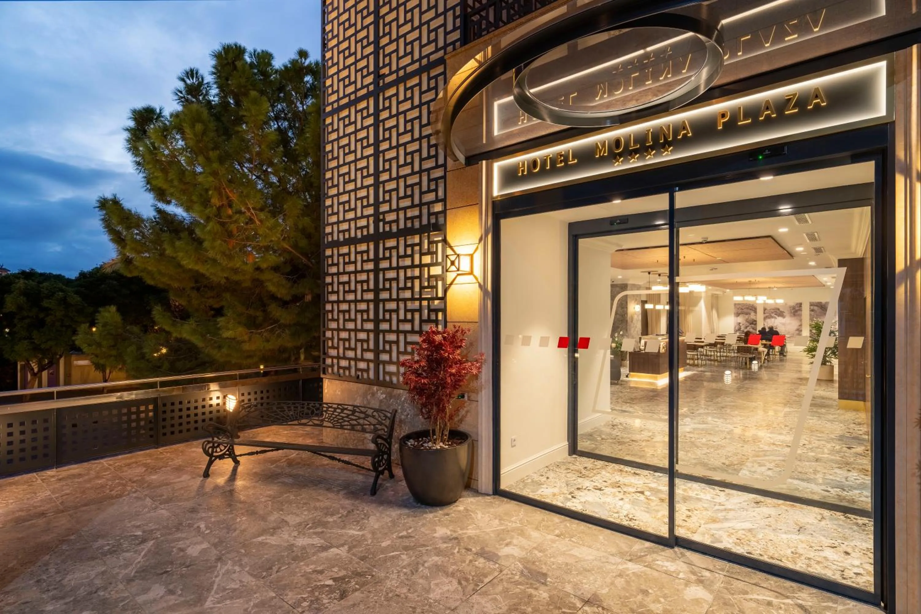 Property building in ASA Molina Plaza