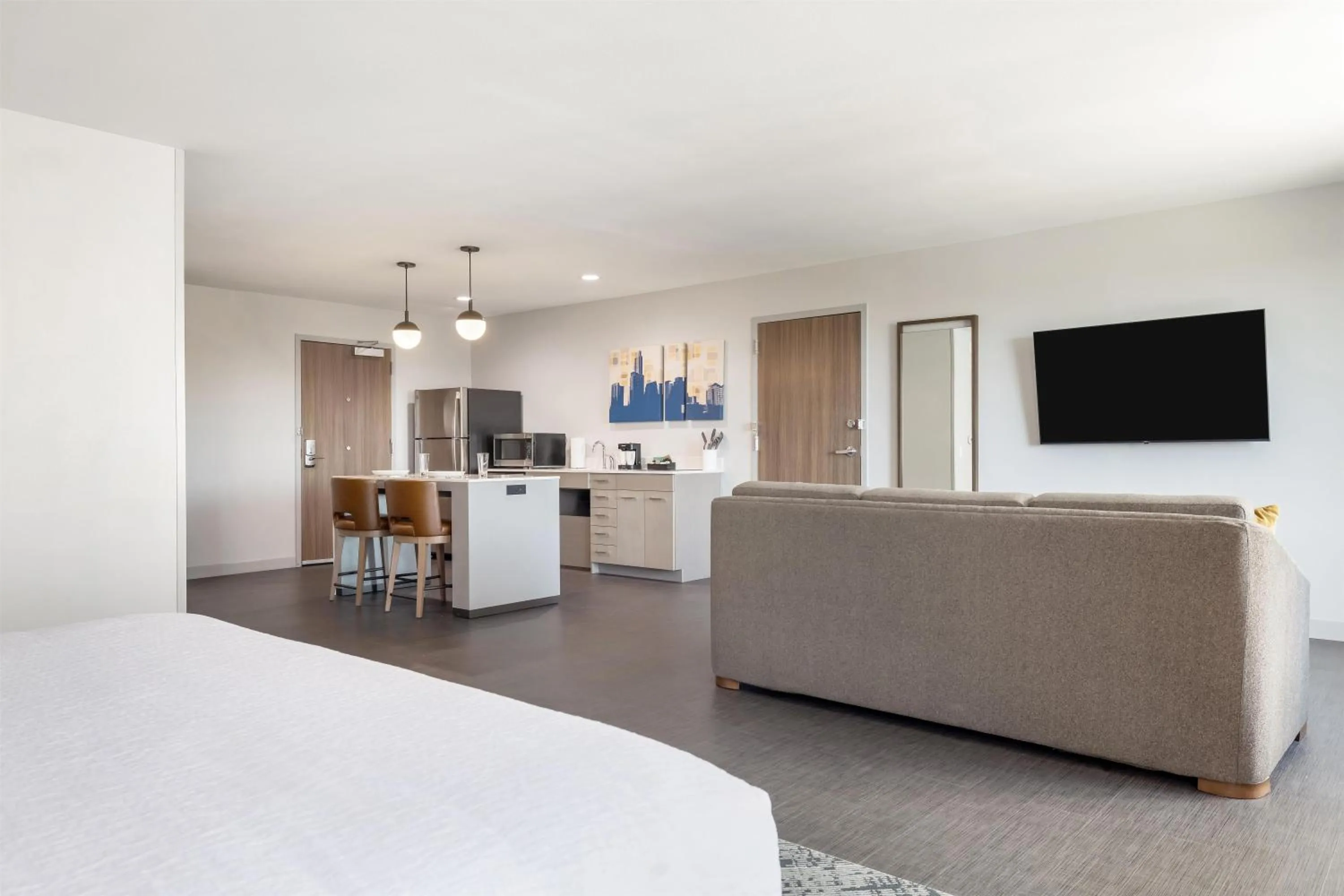 Living room, Bed in Homewood Suites By Hilton Austin Airport