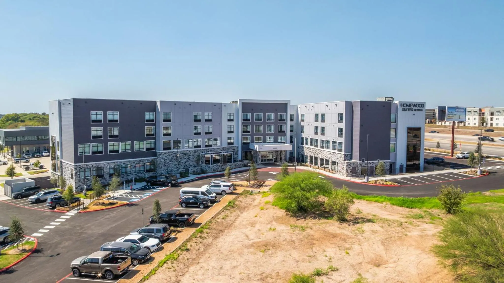 Property building in Homewood Suites By Hilton Austin Airport