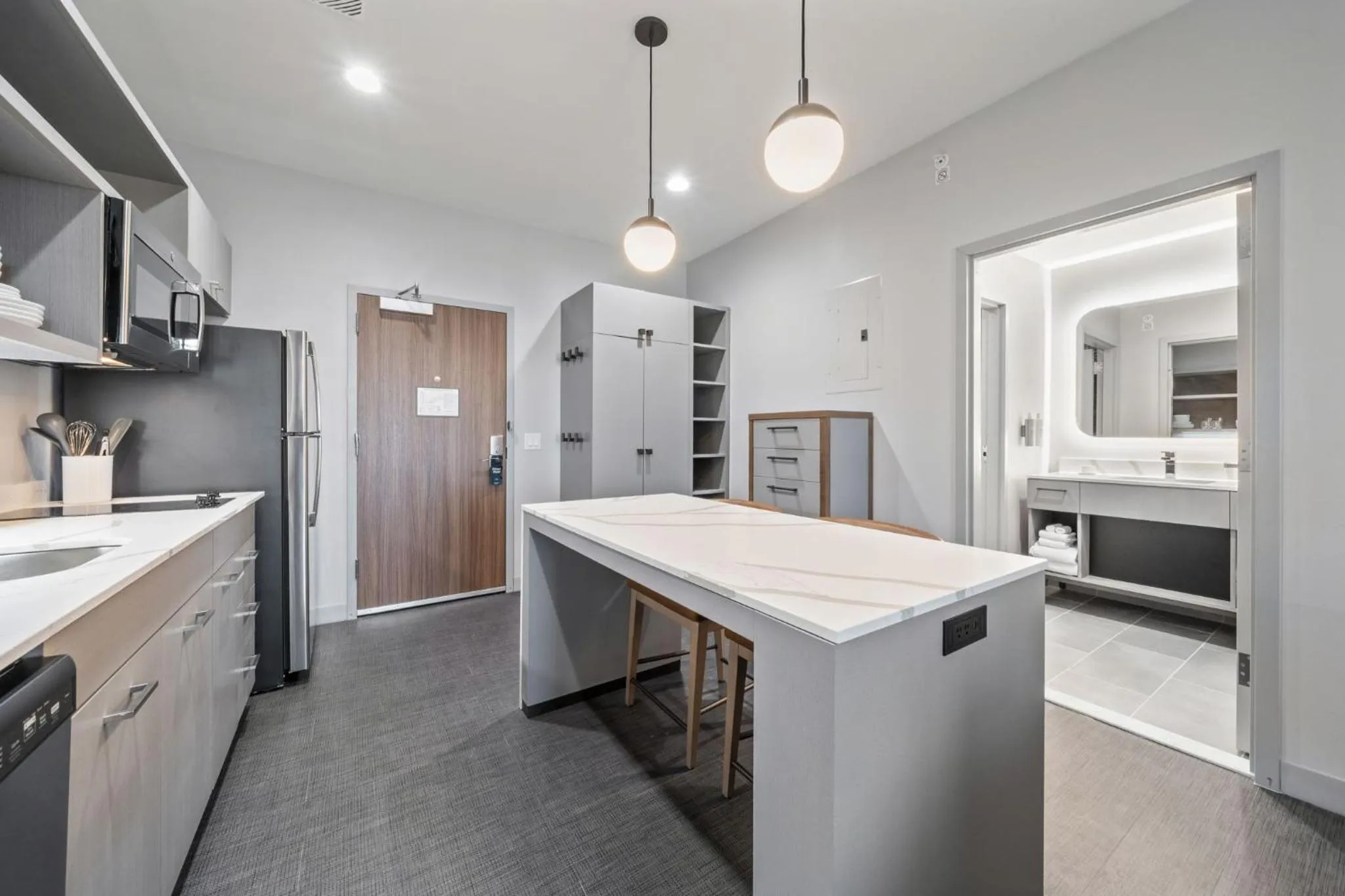 Bed in Homewood Suites By Hilton Austin Airport