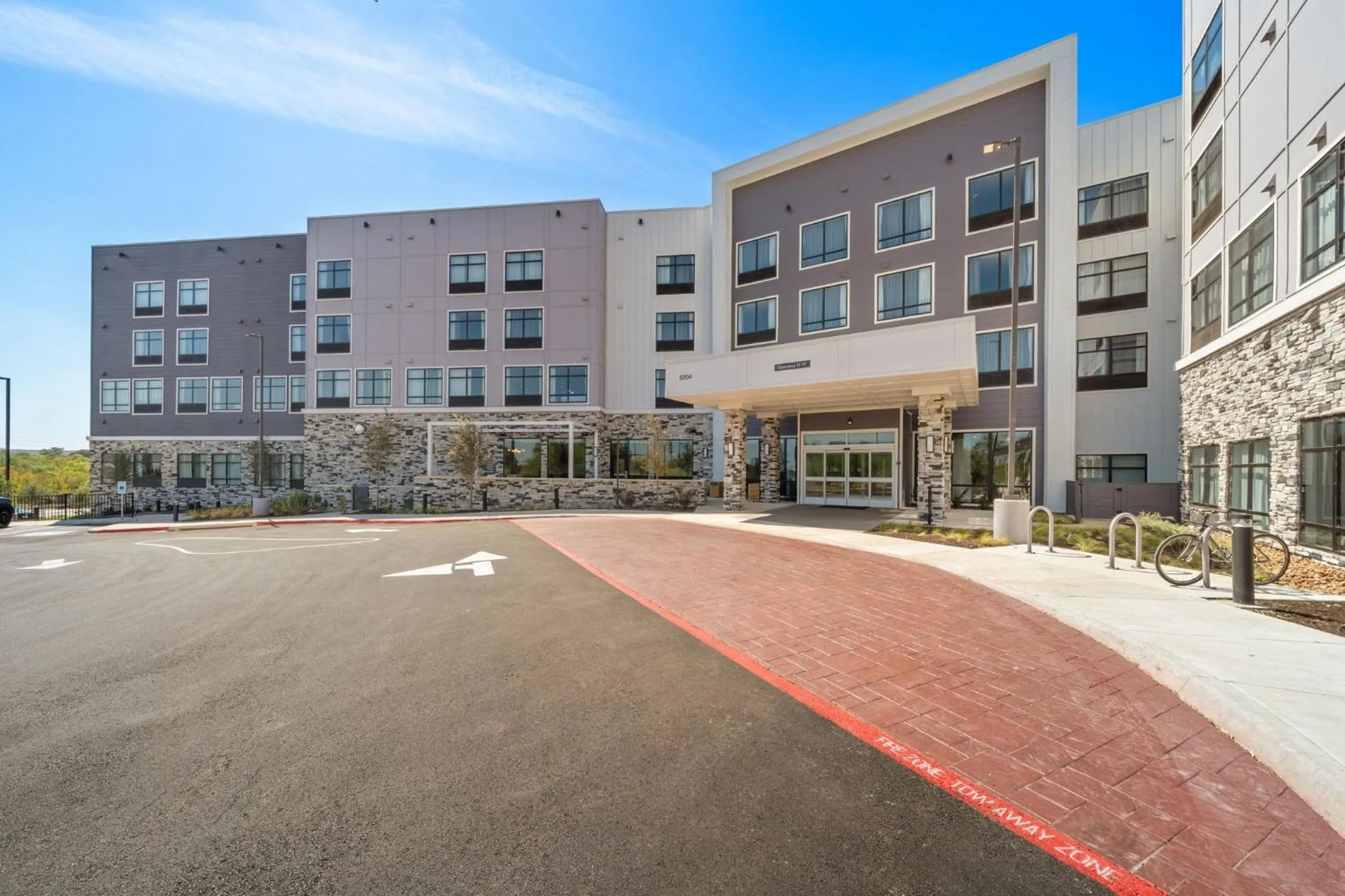 Facade/entrance in Homewood Suites By Hilton Austin Airport