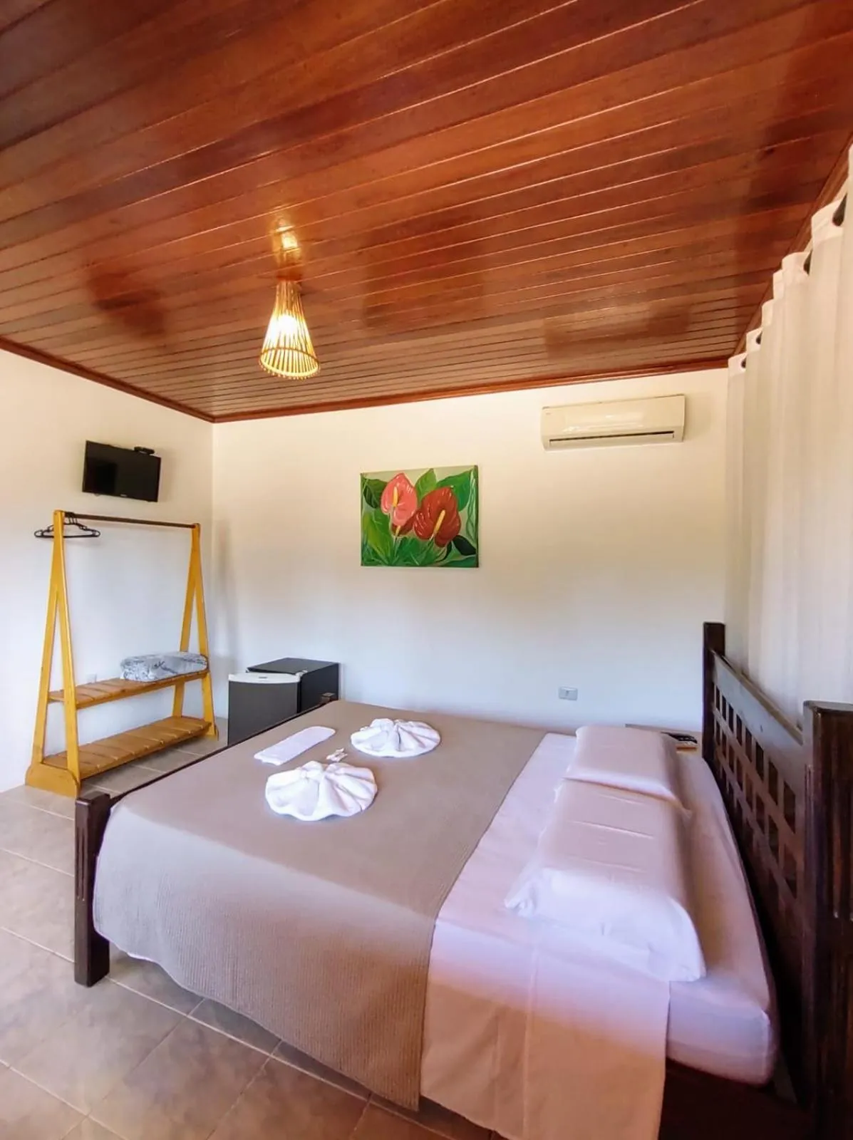 Bedroom, Bed in Pousada Das Roseiras