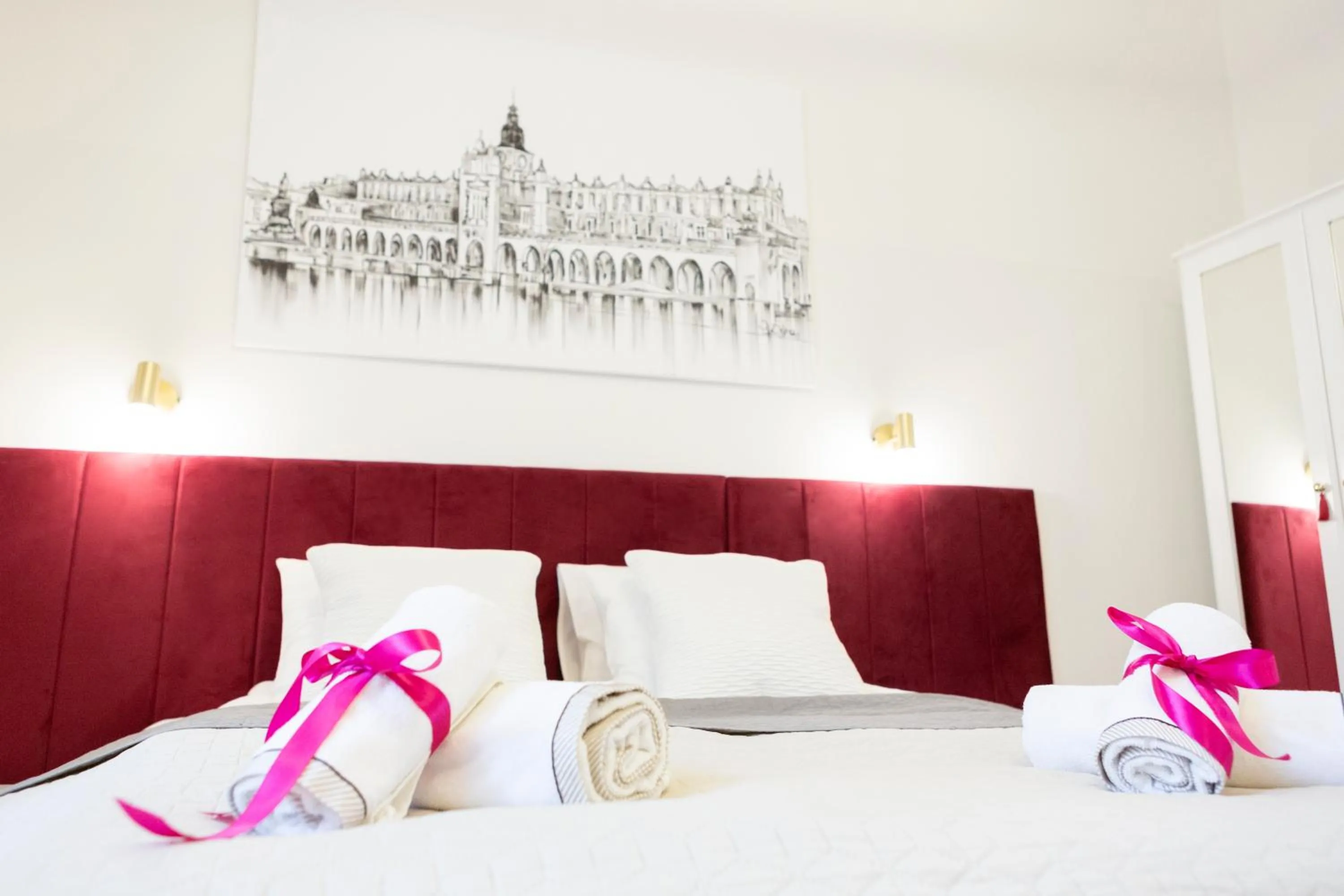 Bedroom, Bed in Apartments Roman